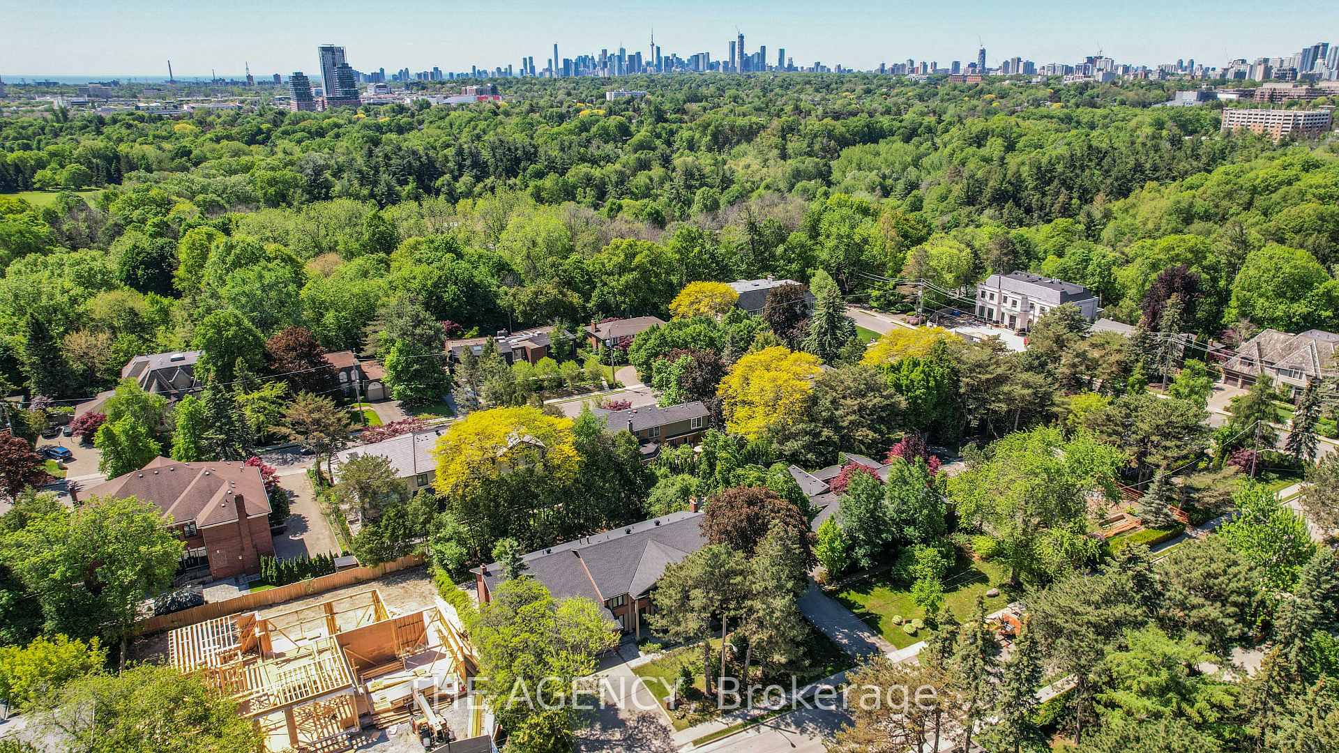 Photo 48 of 7 Shady Oaks Crescent, North York, Bridle Path-Sunnybrook-York Mills — HOMEH