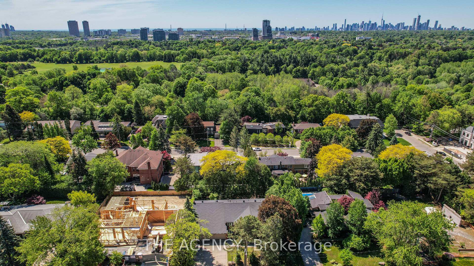 Photo 49 of 7 Shady Oaks Crescent, North York, Bridle Path-Sunnybrook-York Mills — HOMEH