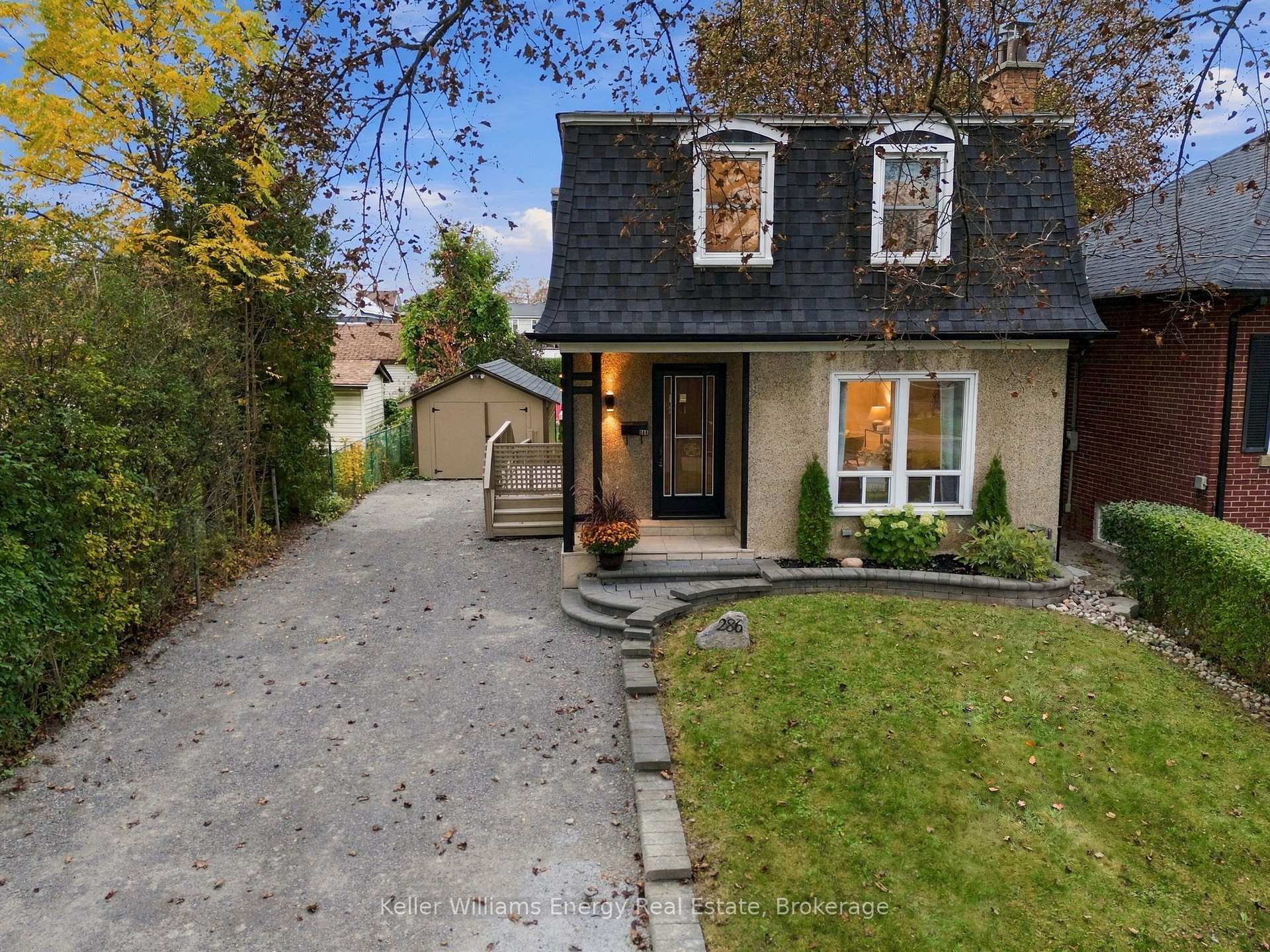 Photo 3 of 286 Gliddon Avenue, Oshawa, Central — HOMEH