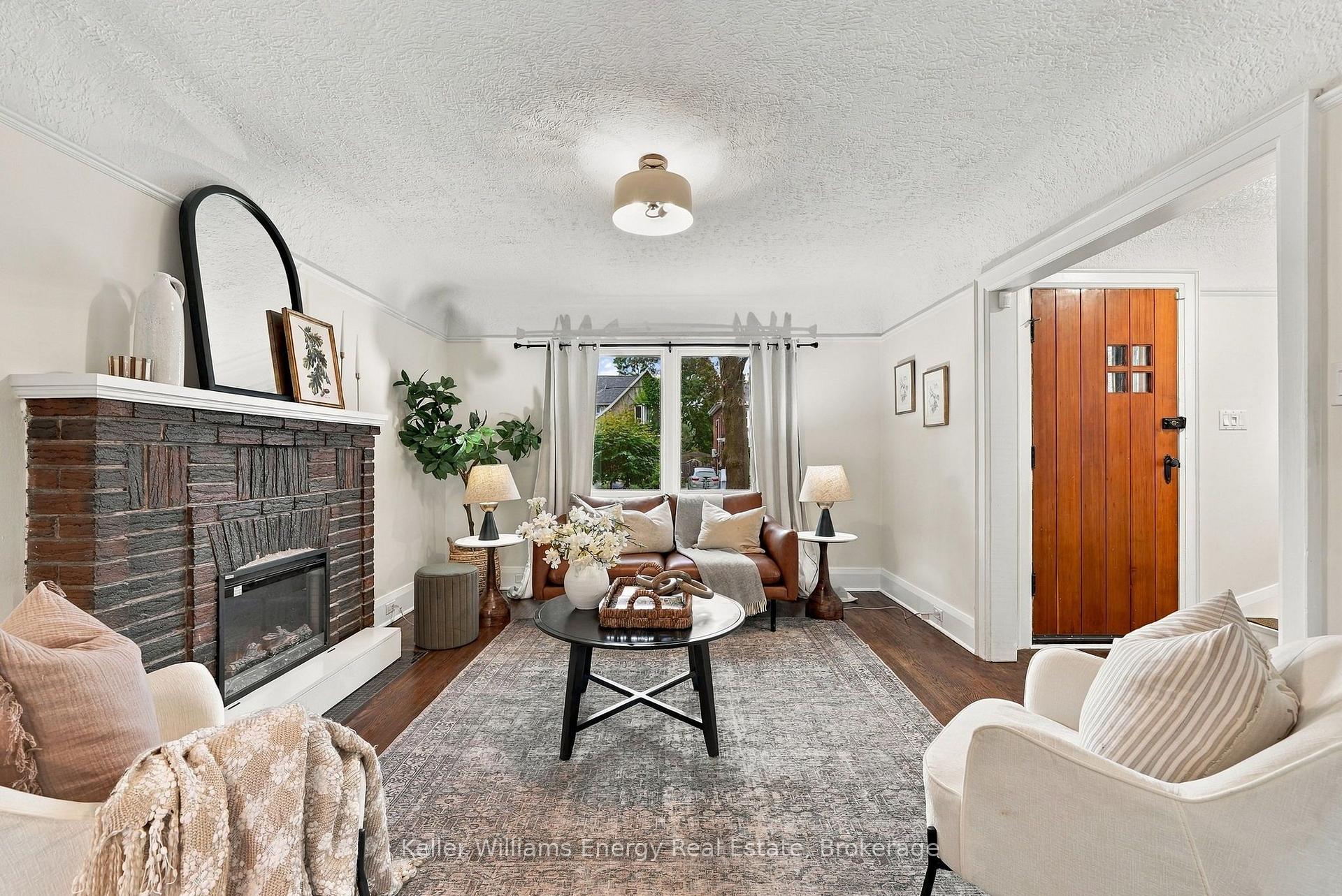 Photo 15 of 286 Gliddon Avenue, Oshawa, Central — HOMEH