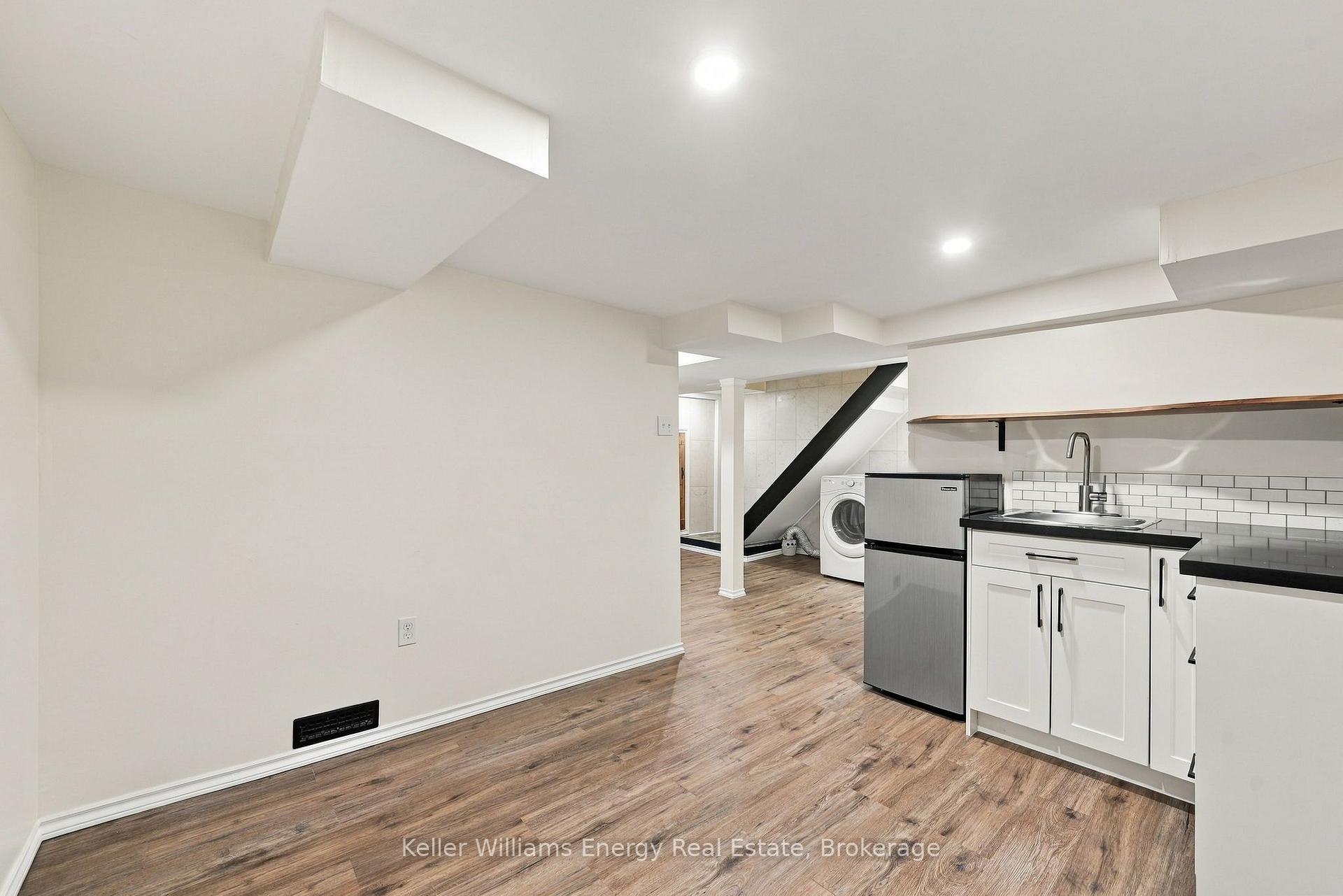 Photo 33 of 286 Gliddon Avenue, Oshawa, Central — HOMEH