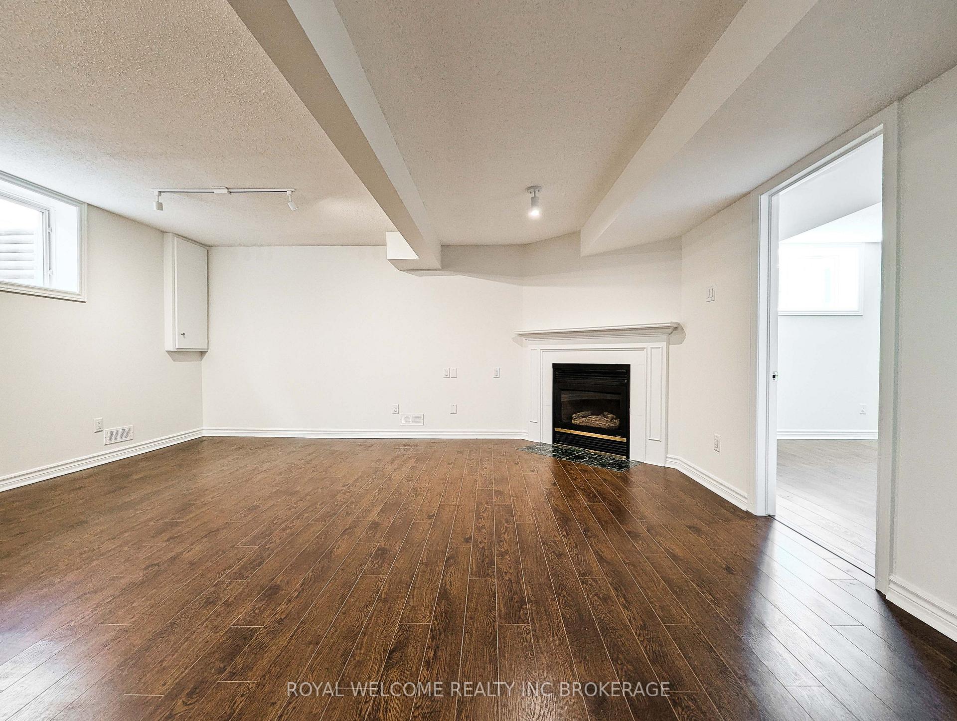Photo 10 of Unit 10, 400 Ambleside Drive, London, North A — HOMEH