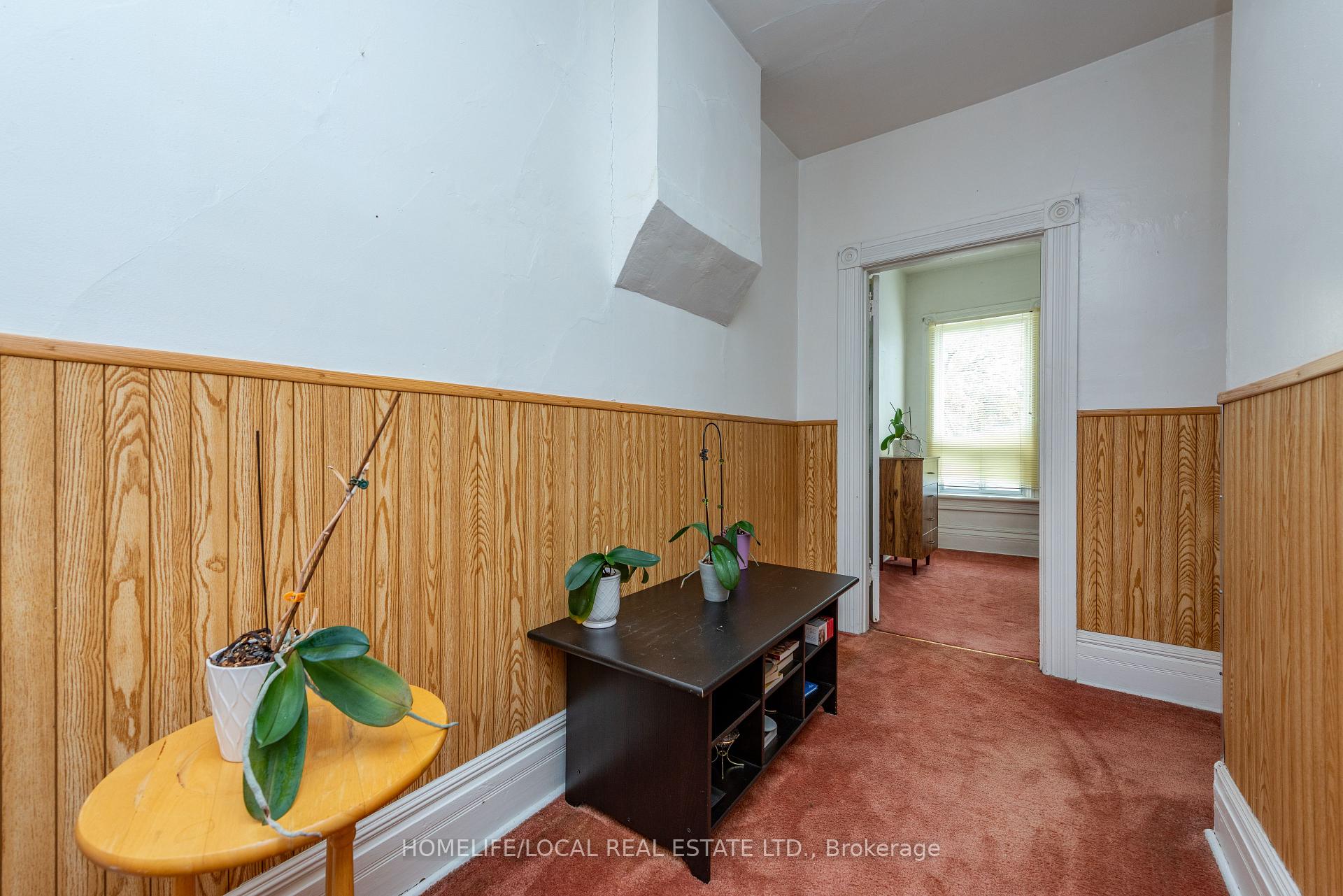 Photo 11 of 38 Gordon Street, Toronto, Little Portugal — HOMEH