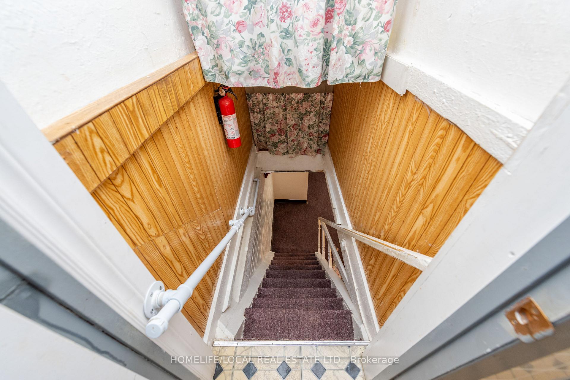 Photo 40 of 38 Gordon Street, Toronto, Little Portugal — HOMEH