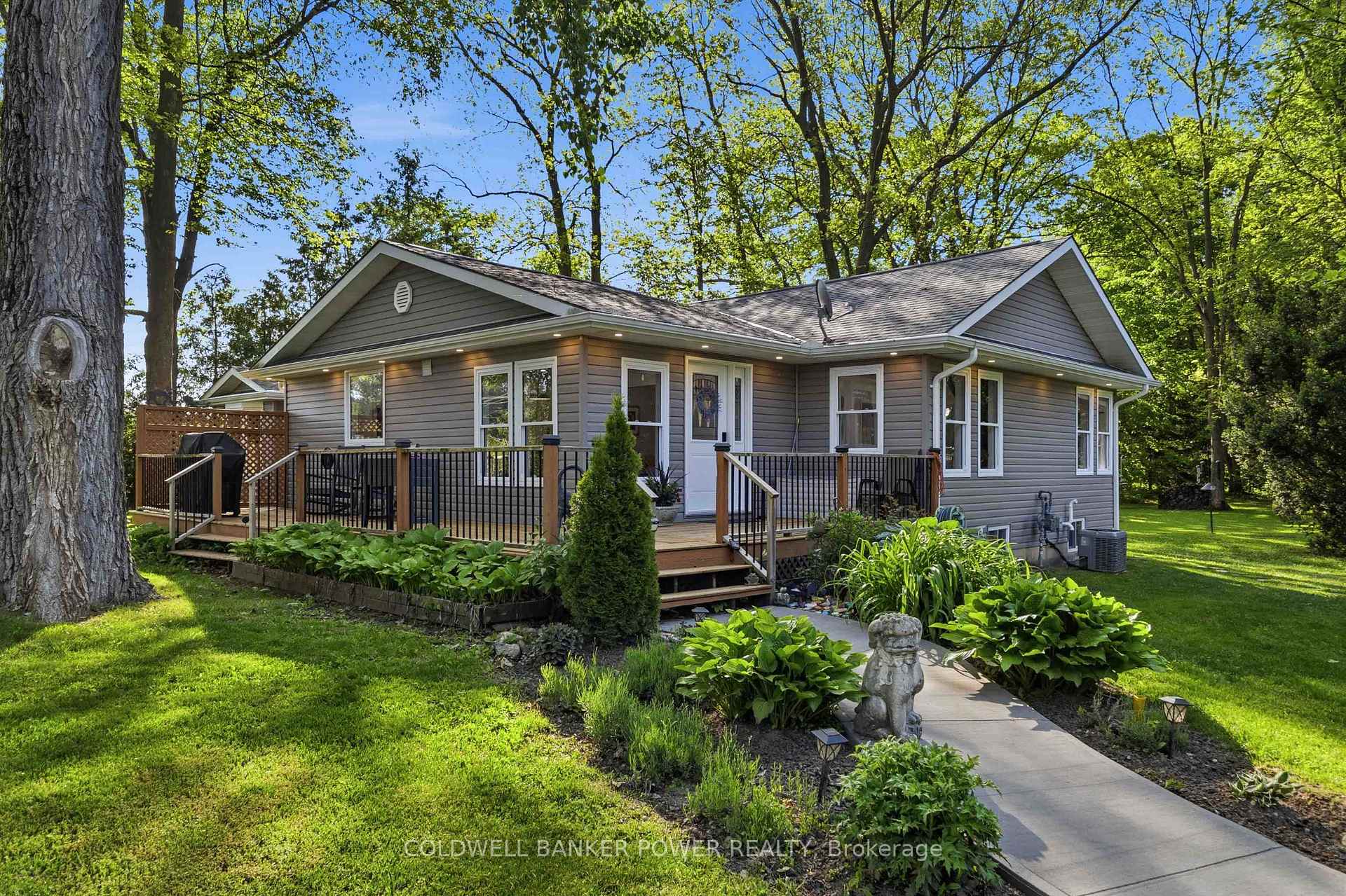 Photo 3 of 26041 Queens Line, West Elgin, Rural West Elgin — HOMEH