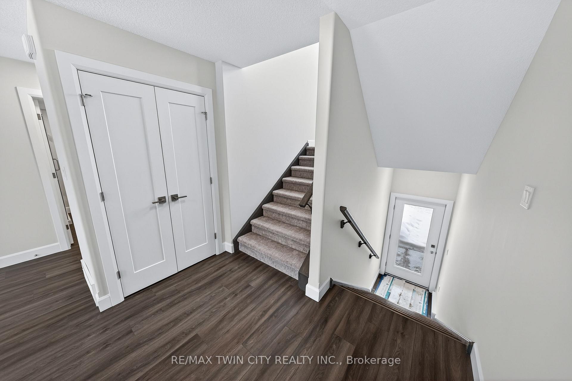 Photo 4 of Unit 45, 3202 Vivian Line, Stratford — HOMEH