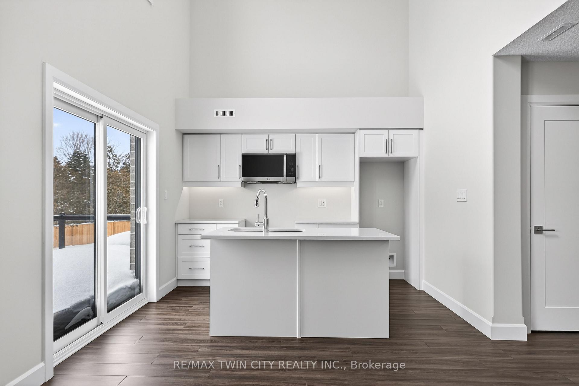 Photo 14 of Unit 45, 3202 Vivian Line, Stratford — HOMEH