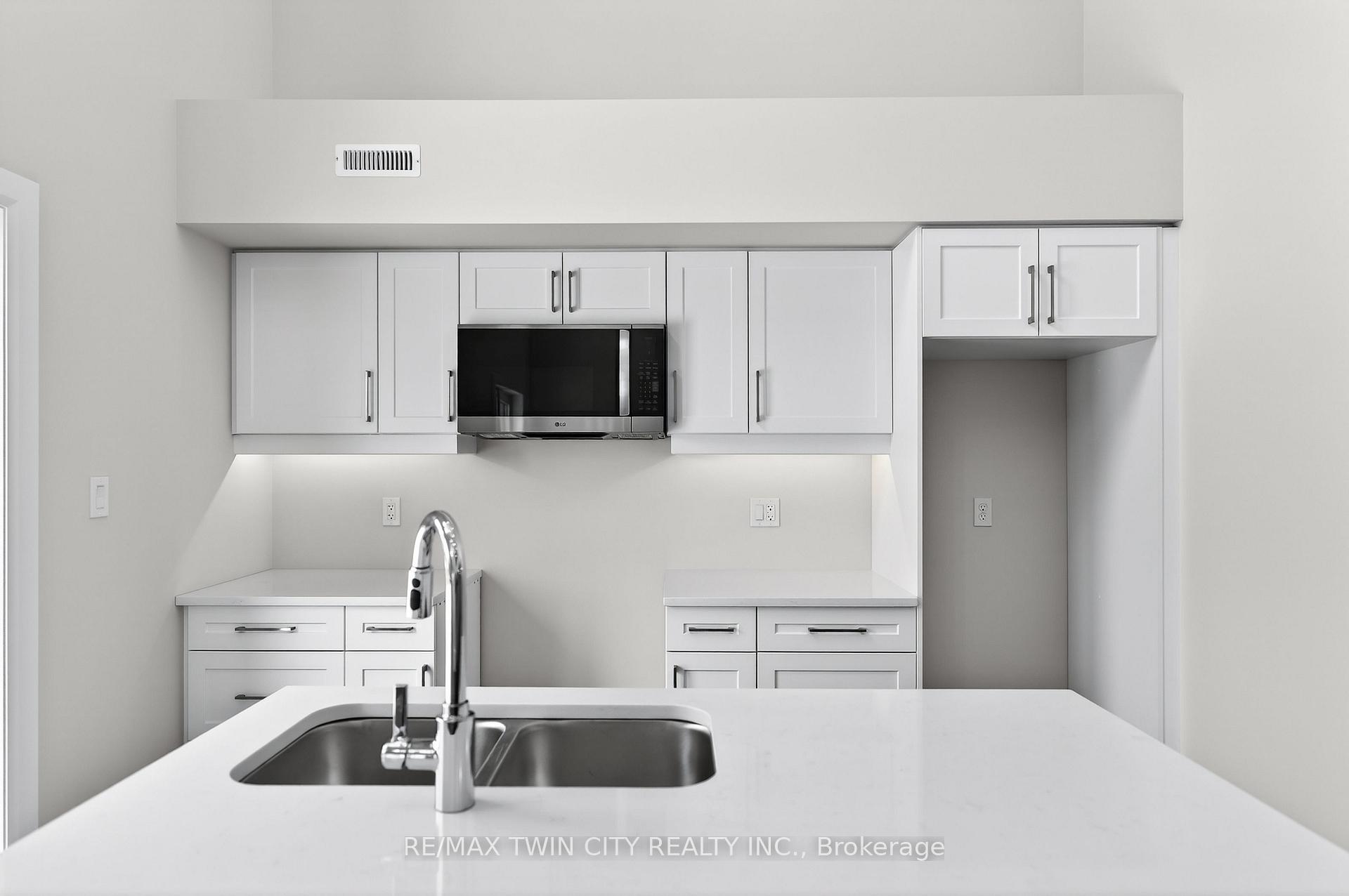 Photo 15 of Unit 45, 3202 Vivian Line, Stratford — HOMEH