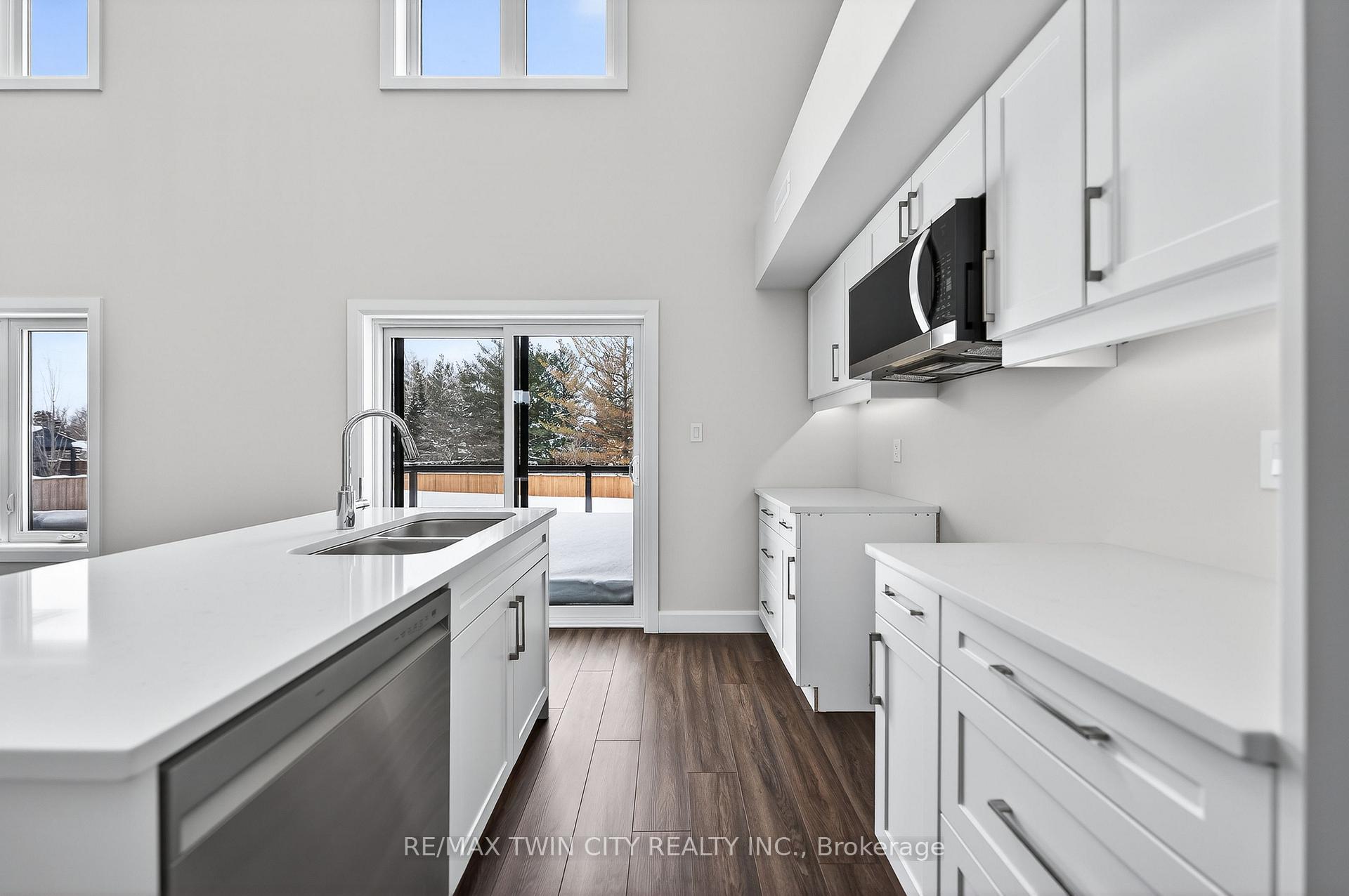 Photo 17 of Unit 45, 3202 Vivian Line, Stratford — HOMEH