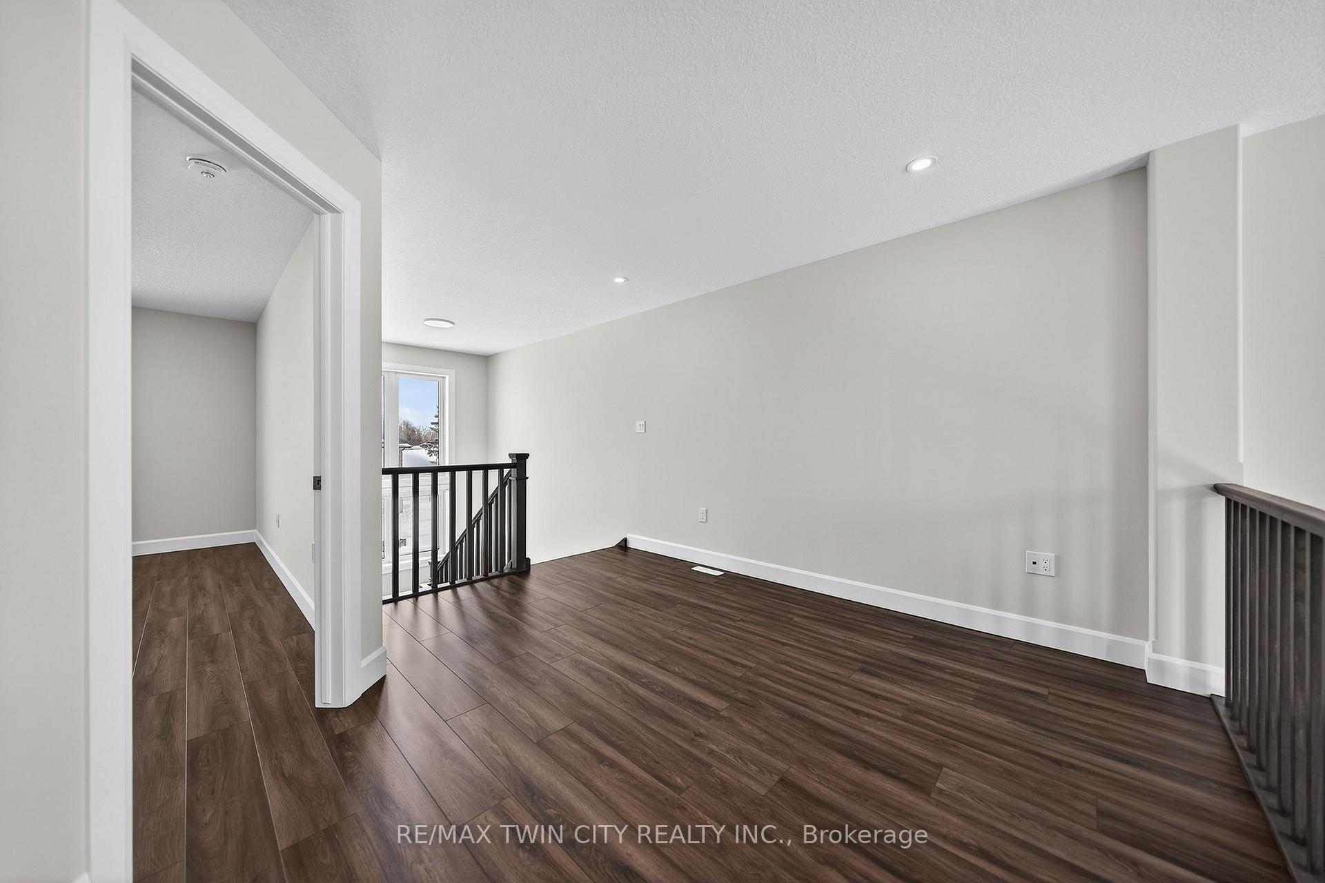 Photo 35 of Unit 45, 3202 Vivian Line, Stratford — HOMEH