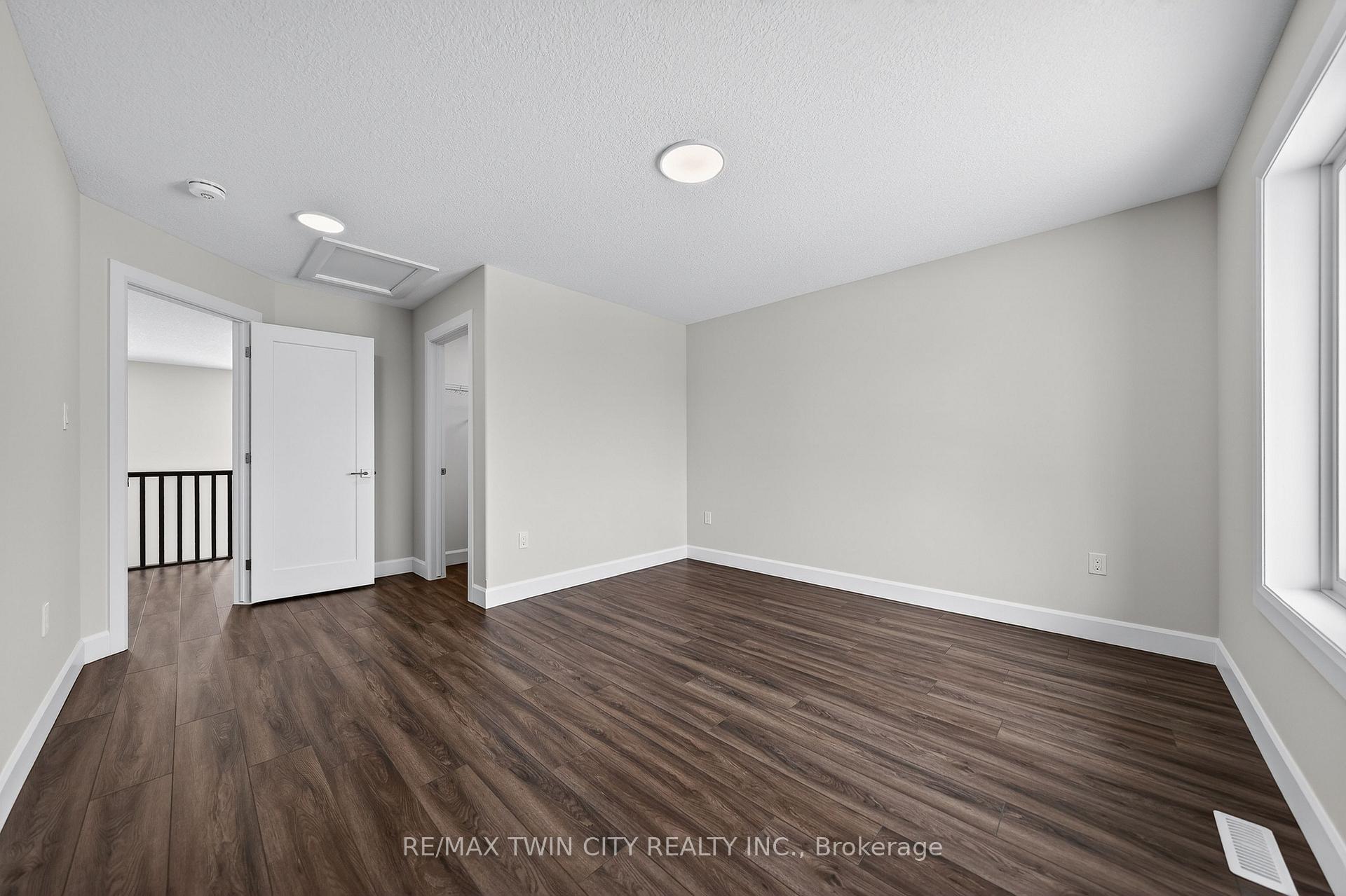 Photo 38 of Unit 45, 3202 Vivian Line, Stratford — HOMEH