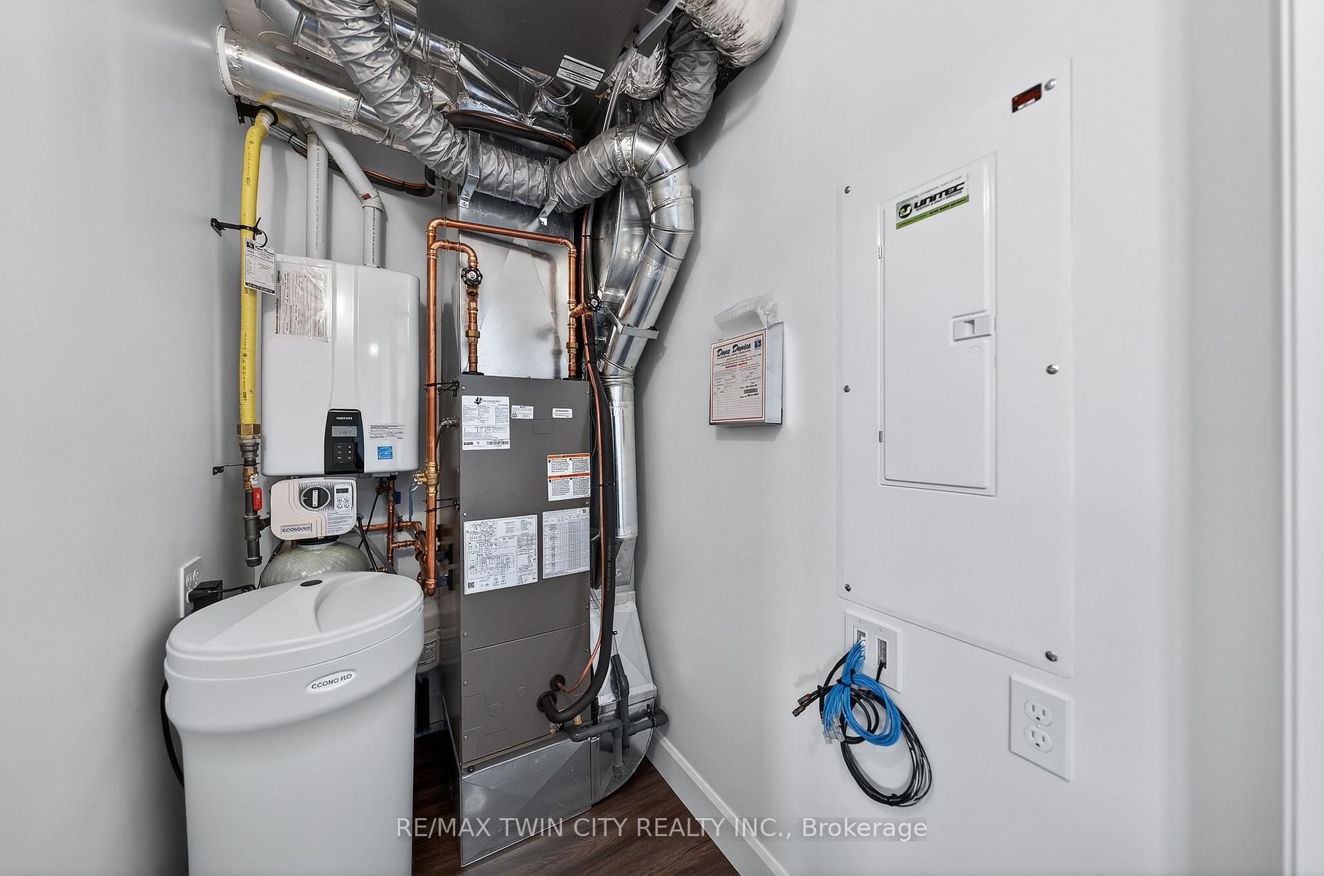 Photo 41 of Unit 45, 3202 Vivian Line, Stratford — HOMEH