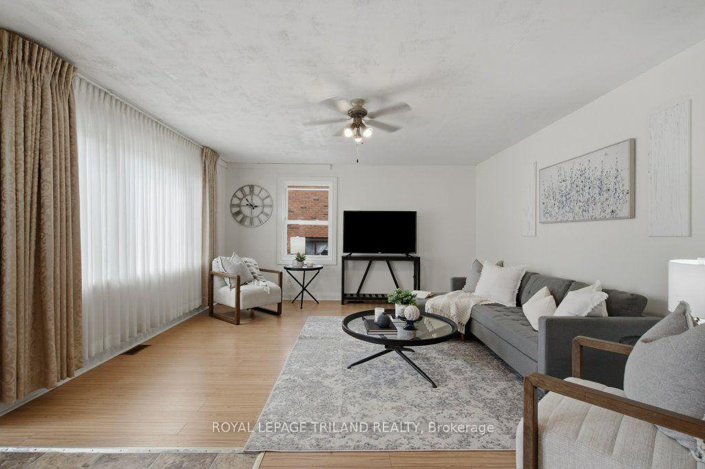 Photo 5 of 82 South Edgeware Road, St. Thomas — HOMEH