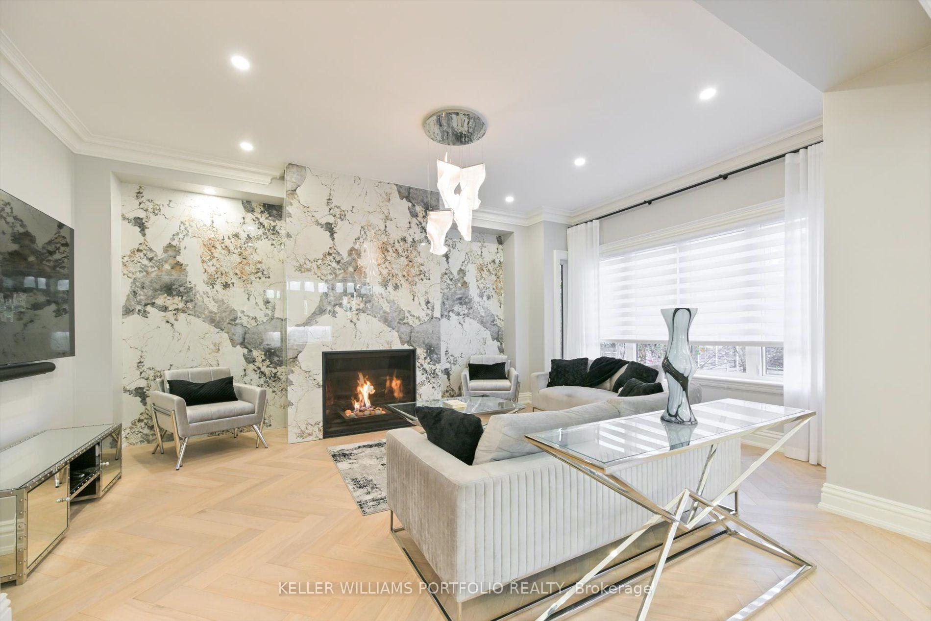Photo 17 of 27 True Davidson Drive, Toronto, Leaside — HOMEH