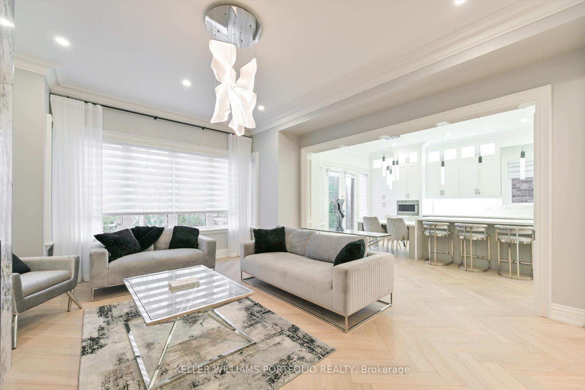 Photo 18 of 27 True Davidson Drive, Toronto, Leaside — HOMEH