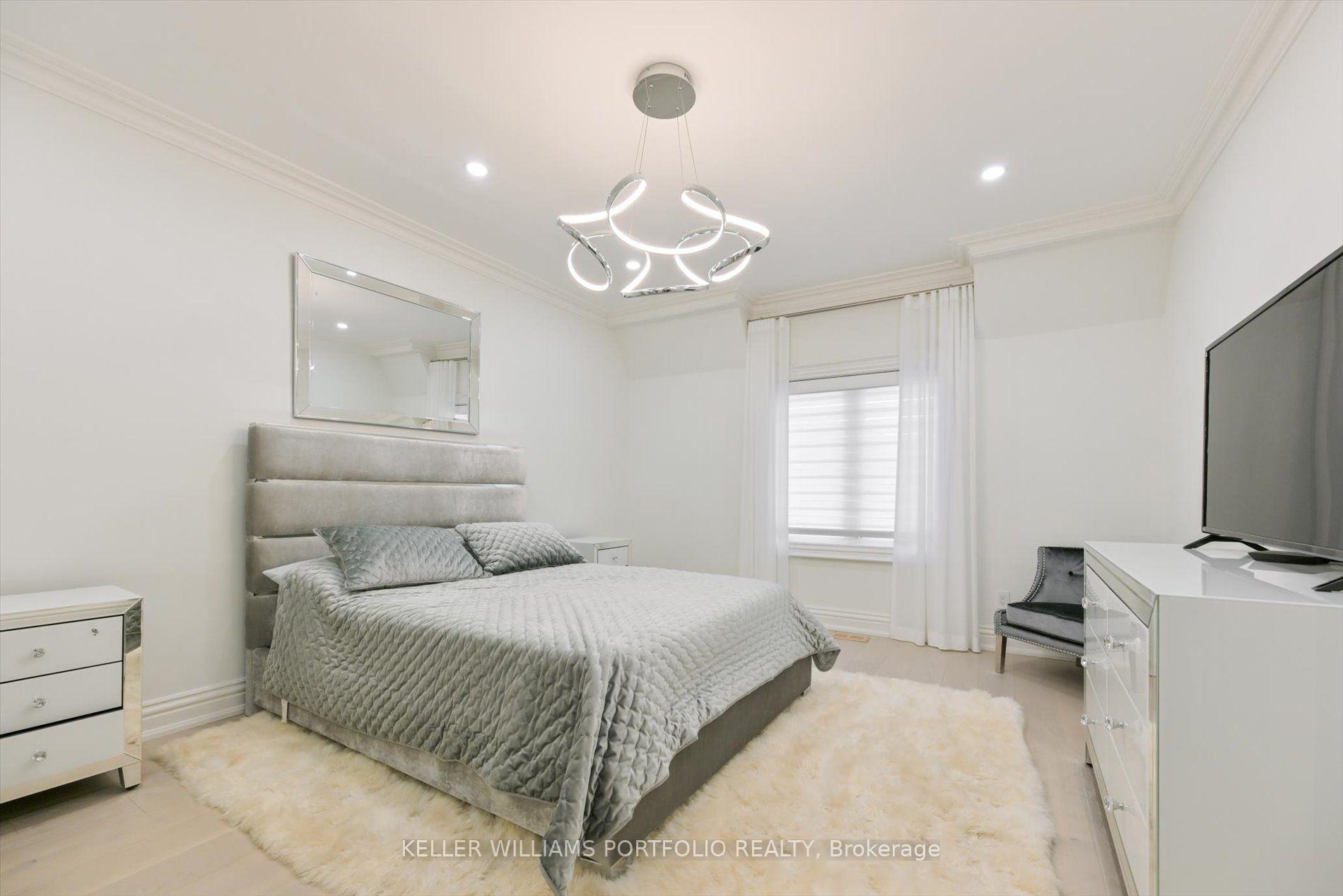 Photo 31 of 27 True Davidson Drive, Toronto, Leaside — HOMEH