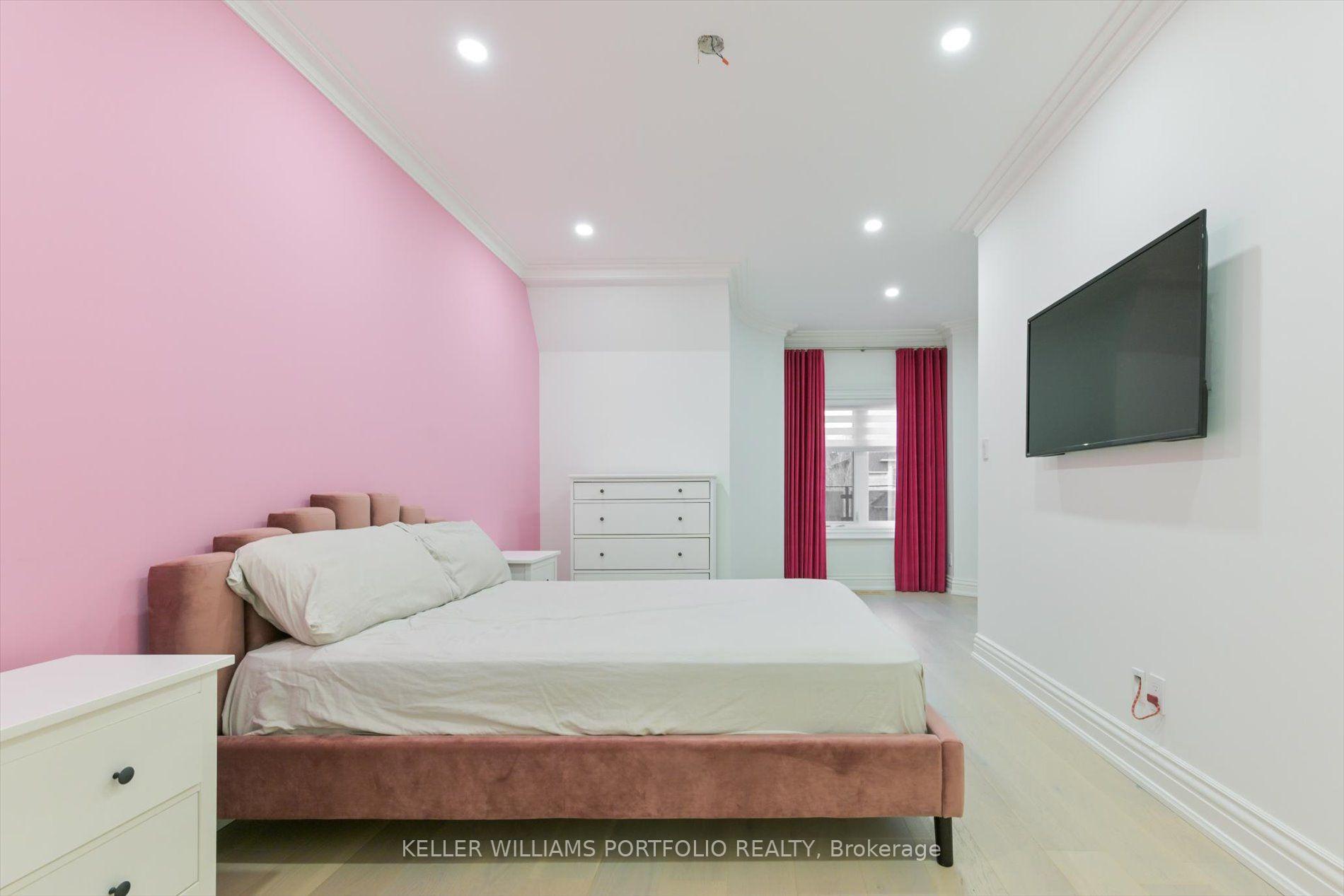 Photo 33 of 27 True Davidson Drive, Toronto, Leaside — HOMEH