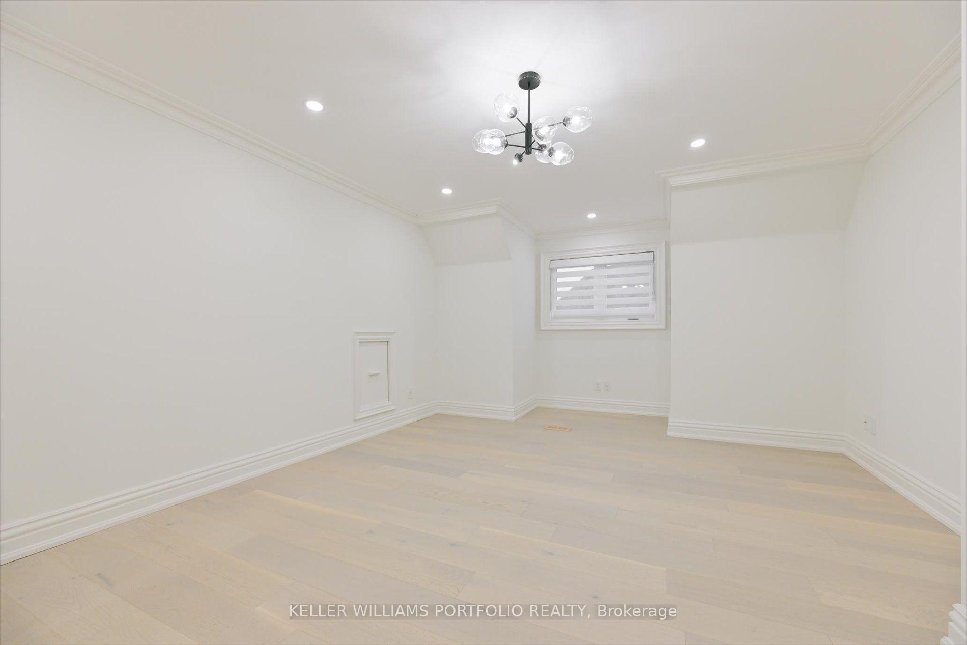 Photo 38 of 27 True Davidson Drive, Toronto, Leaside — HOMEH