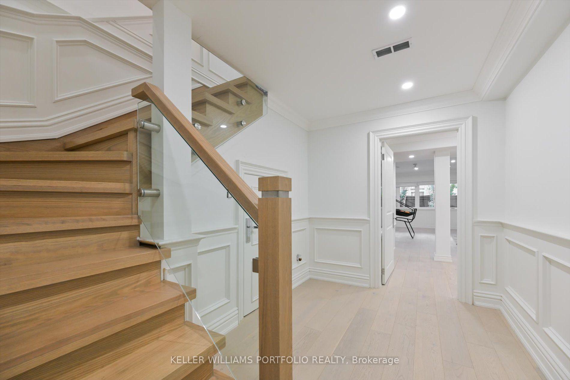 Photo 43 of 27 True Davidson Drive, Toronto, Leaside — HOMEH