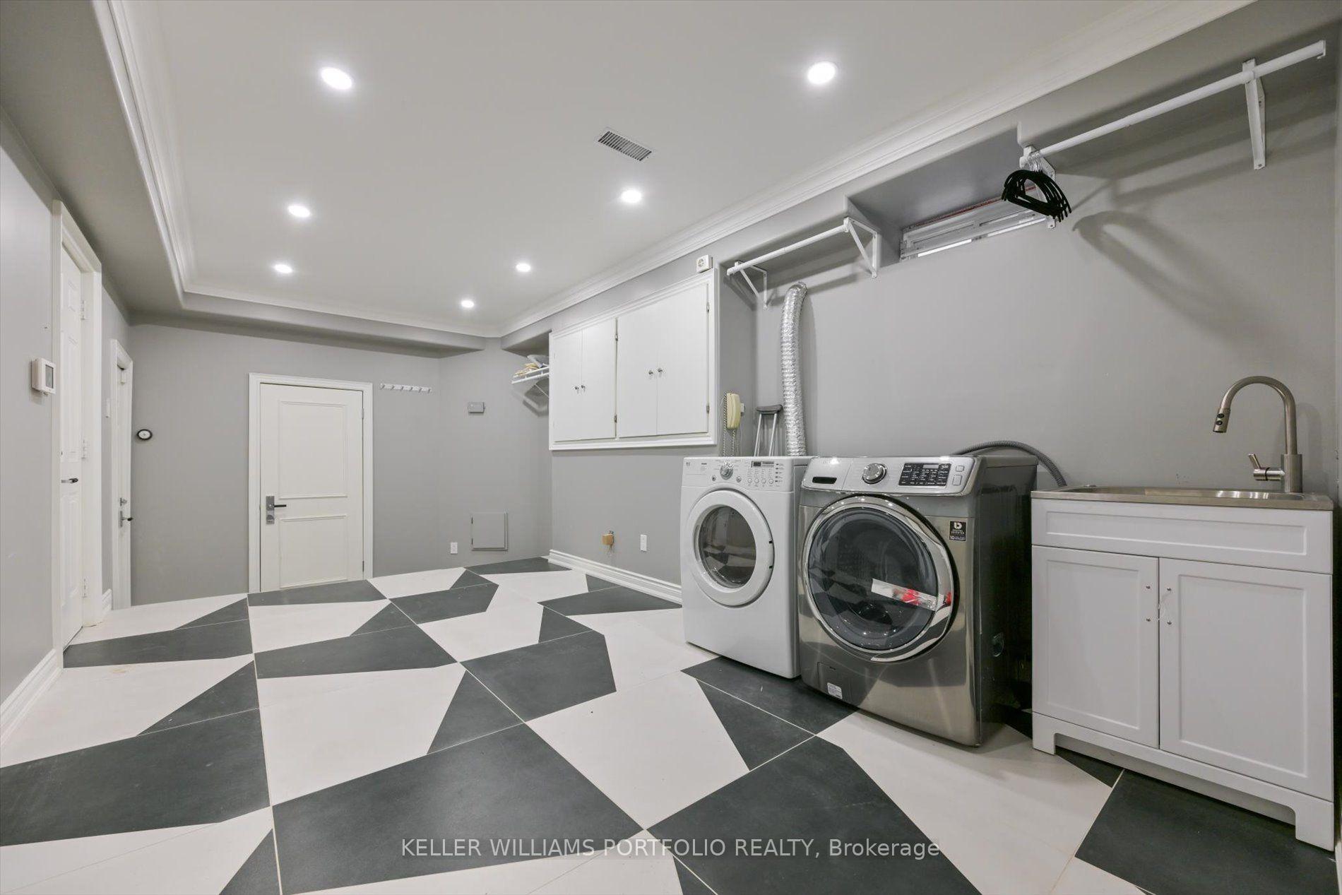 Photo 49 of 27 True Davidson Drive, Toronto, Leaside — HOMEH