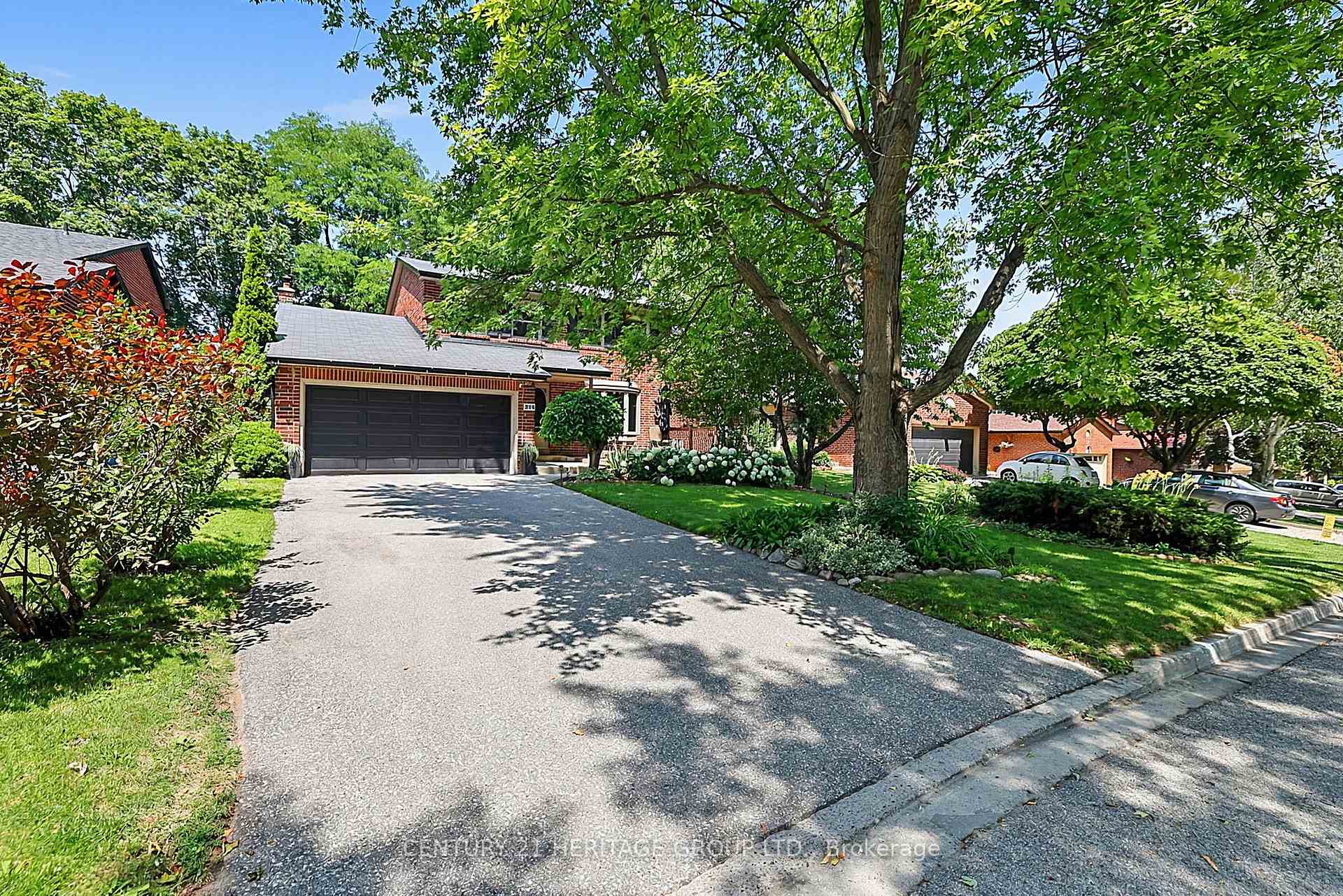 Photo 2 of 214 Lancaster Avenue, Newmarket, Bristol-London — HOMEH