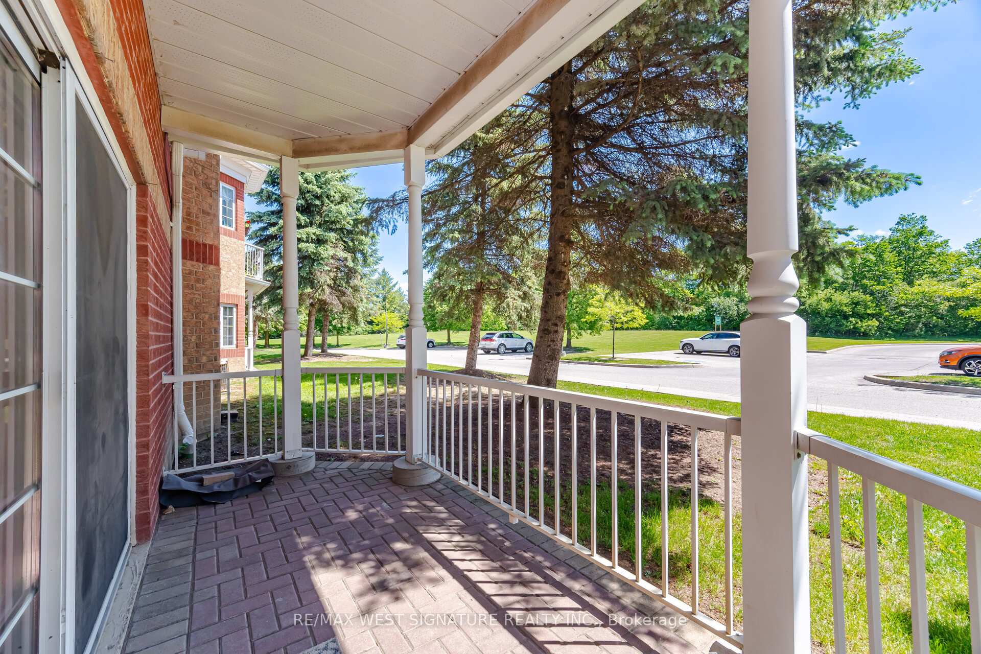 Photo 16 of Unit 105, 75 Treelawn Boulevard, Vaughan, Kleinburg — HOMEH