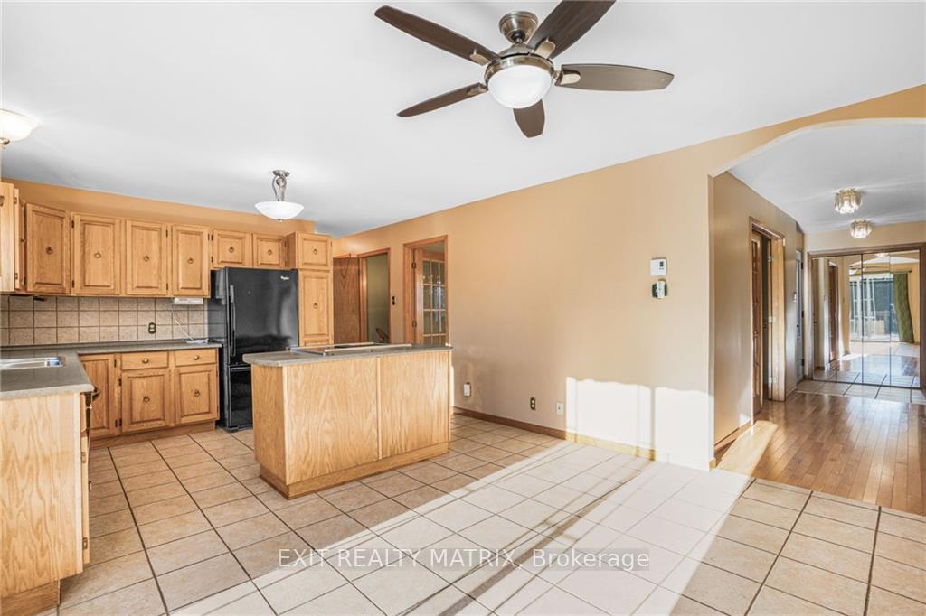 Photo 7 of 127 Home Avenue, Champlain, Vankleek Hill — HOMEH