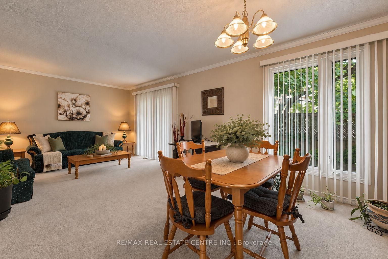 Photo 9 of 26 Jameson Crescent, Brampton, Northgate — HOMEH