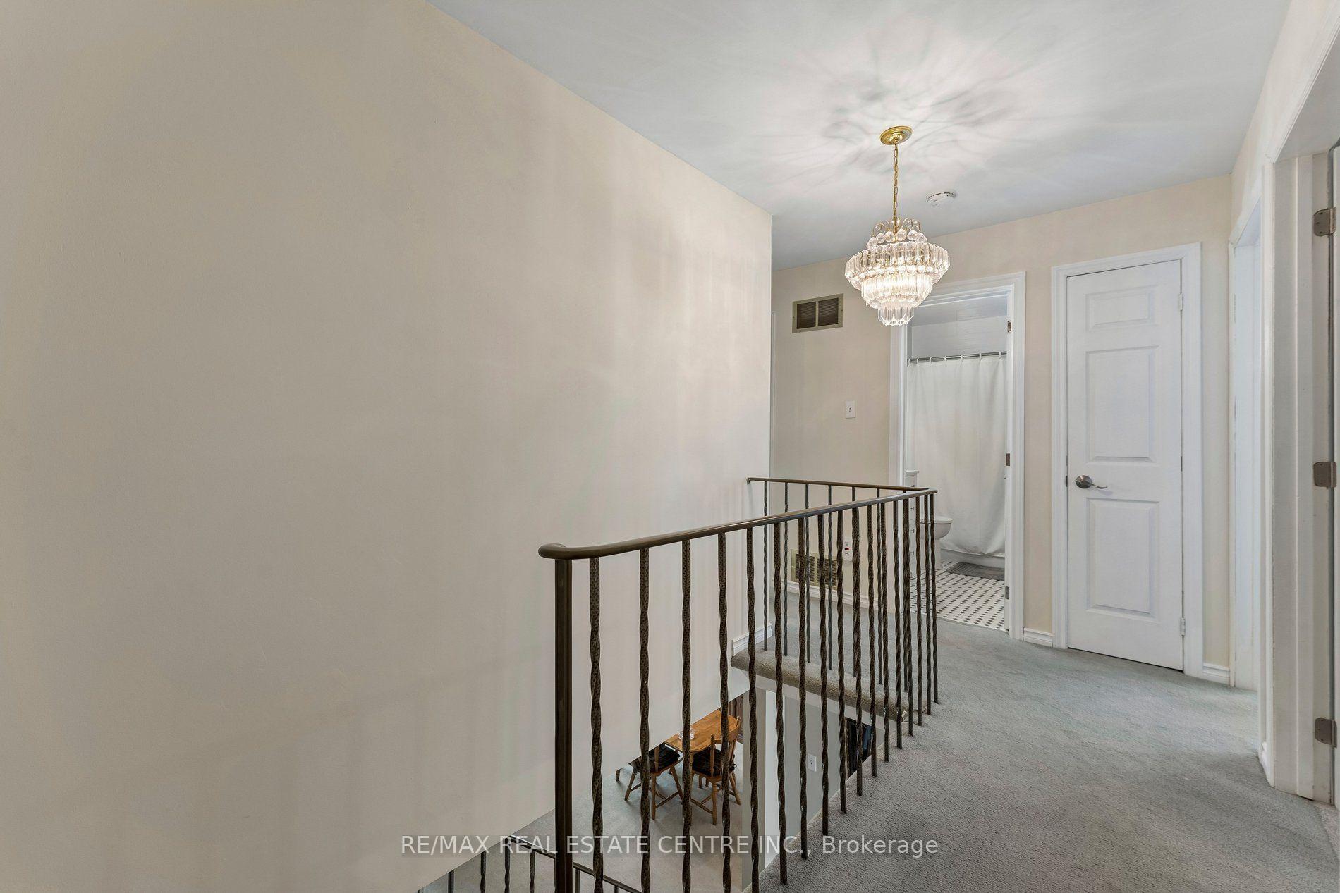 Photo 17 of 26 Jameson Crescent, Brampton, Northgate — HOMEH