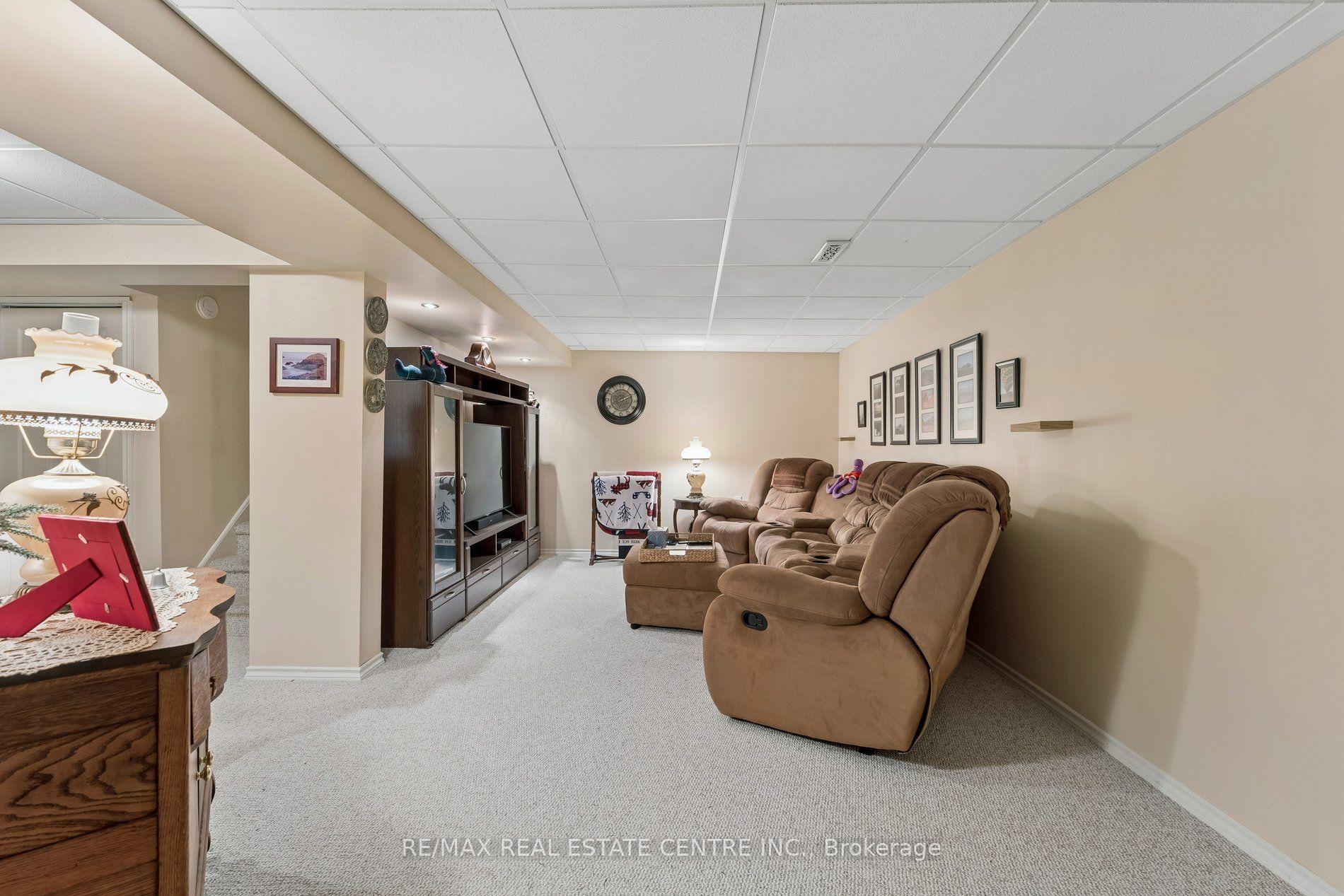 Photo 32 of 26 Jameson Crescent, Brampton, Northgate — HOMEH