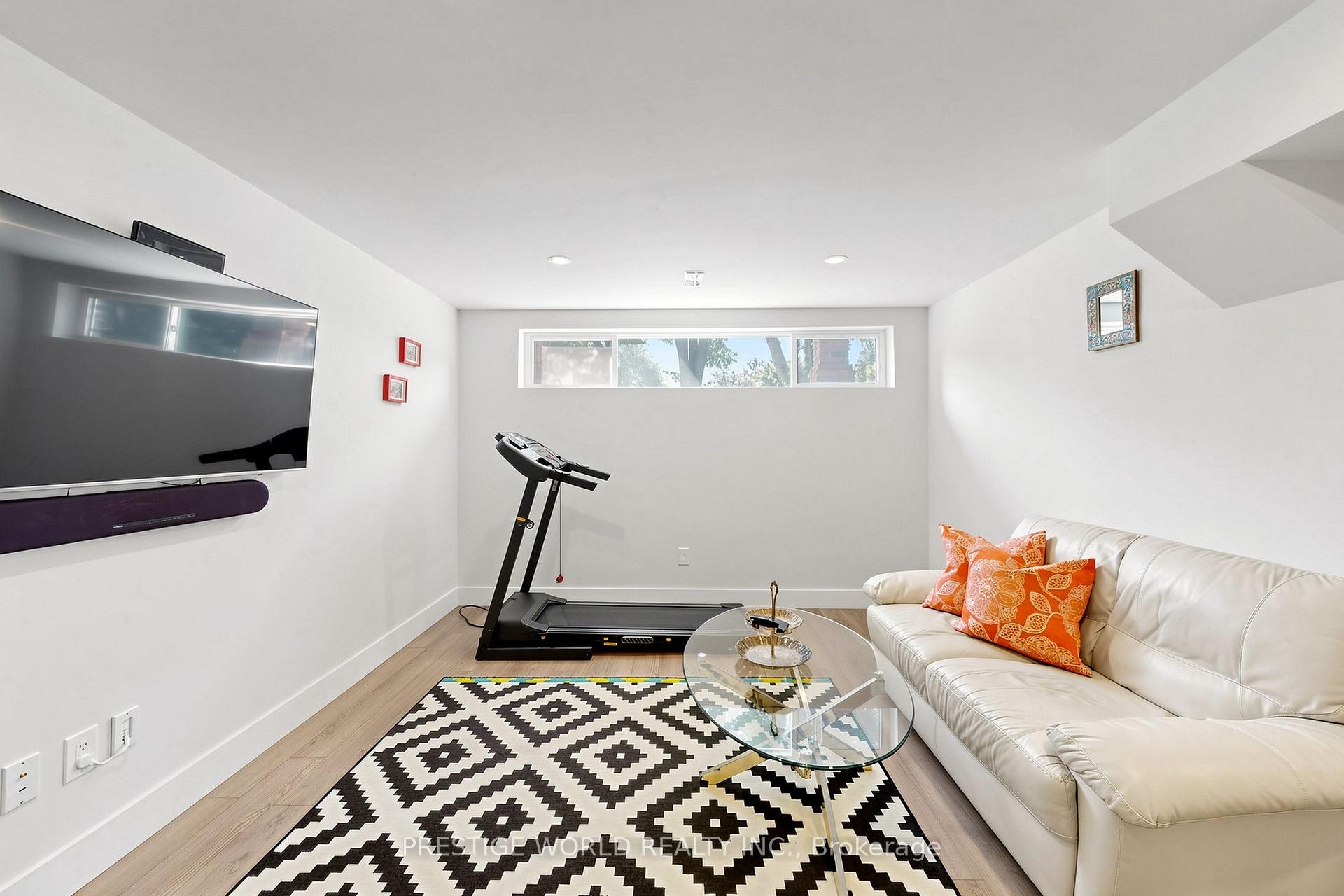Photo 32 of 20 Hester Court, Markham, Royal Orchard — HOMEH