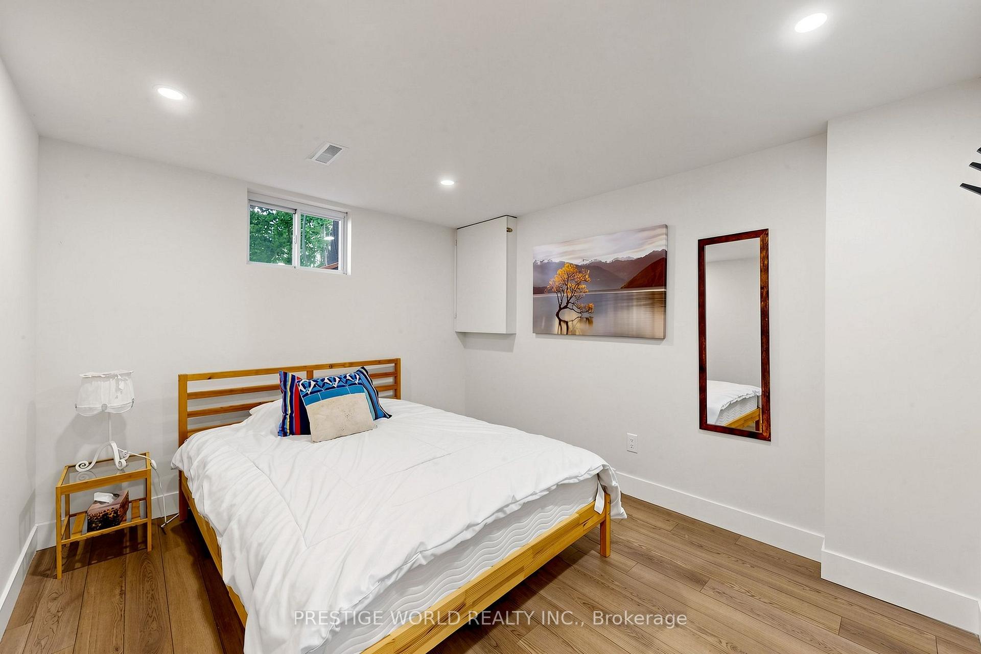 Photo 34 of 20 Hester Court, Markham, Royal Orchard — HOMEH