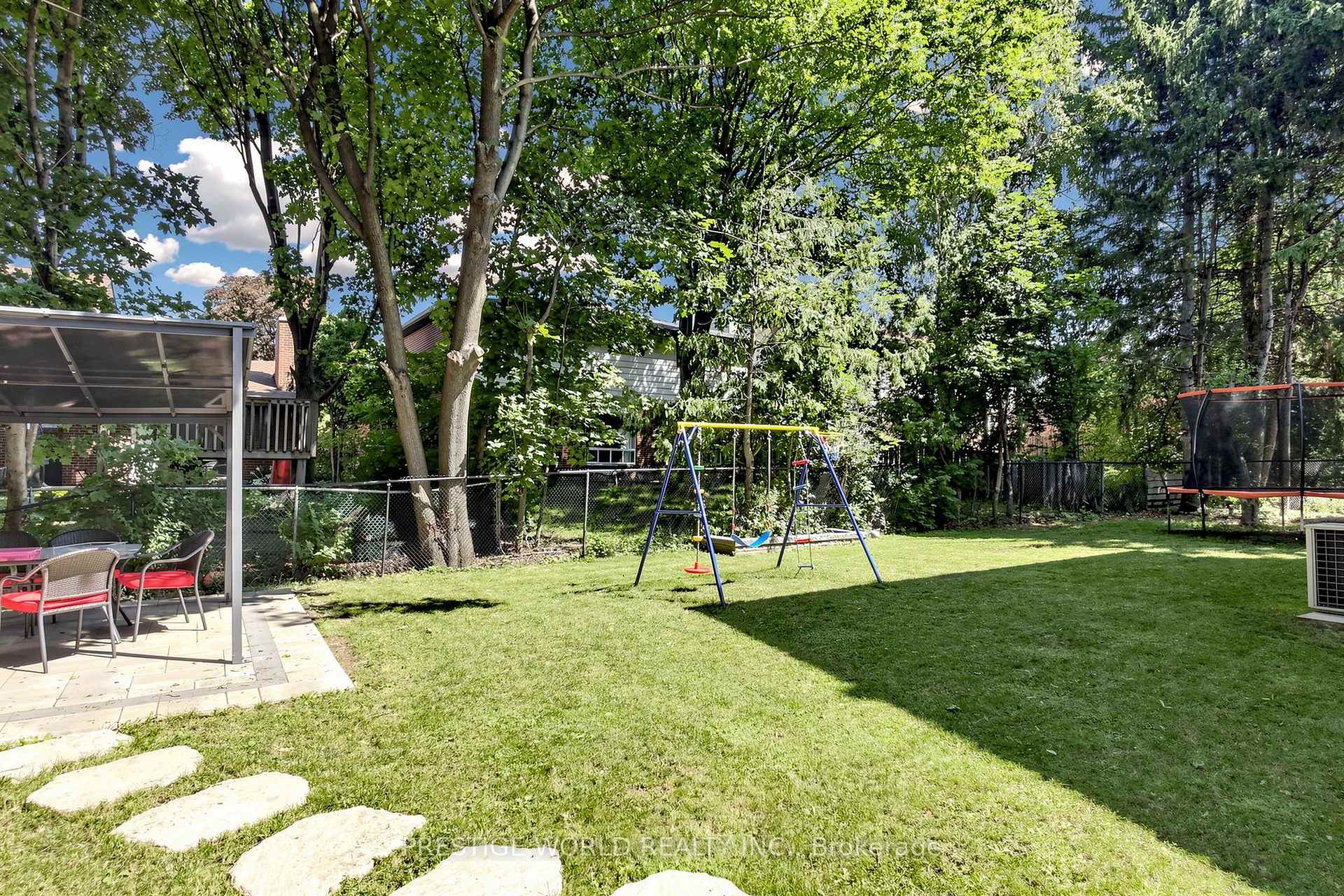 Photo 43 of 20 Hester Court, Markham, Royal Orchard — HOMEH