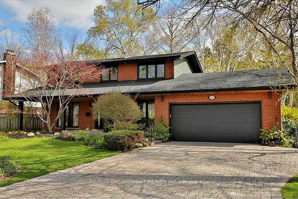 Photo 1 of 239 Guelph Line, Burlington, Roseland — HOMEH