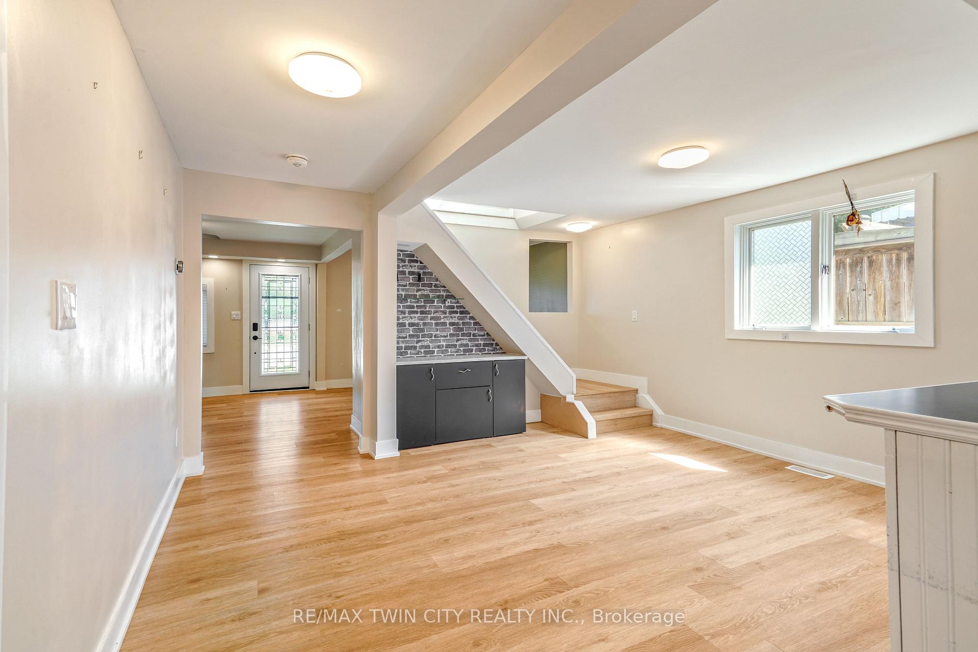 Photo 18 of 345 Nelson Street, Brantford, East Ward — HOMEH
