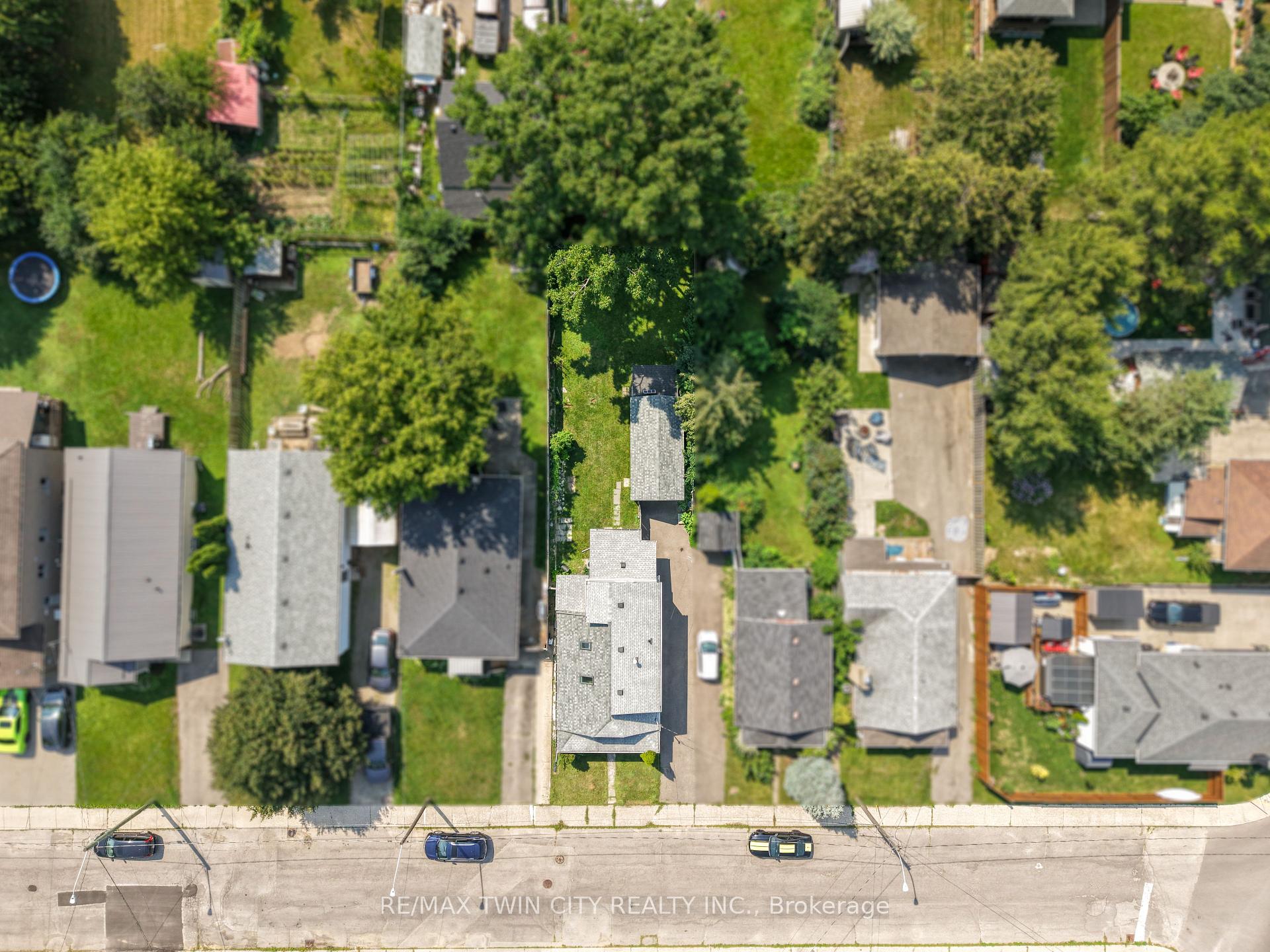 Photo 50 of 345 Nelson Street, Brantford, East Ward — HOMEH