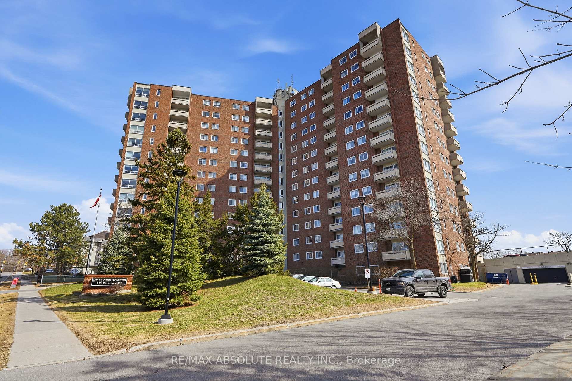 Photo of Unit 1010, 915 Elmsmere Road