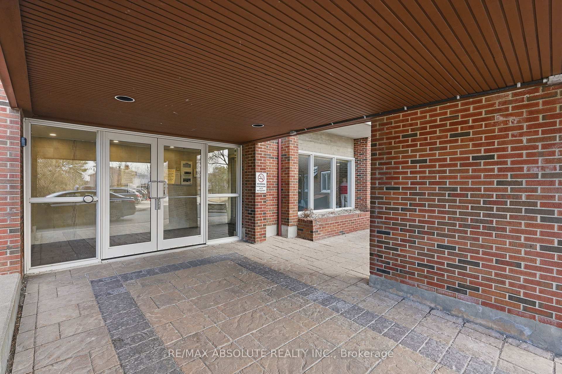 Photo 2 of Unit 1010, 915 Elmsmere Road, Ottawa, Beacon Hill South — HOMEH