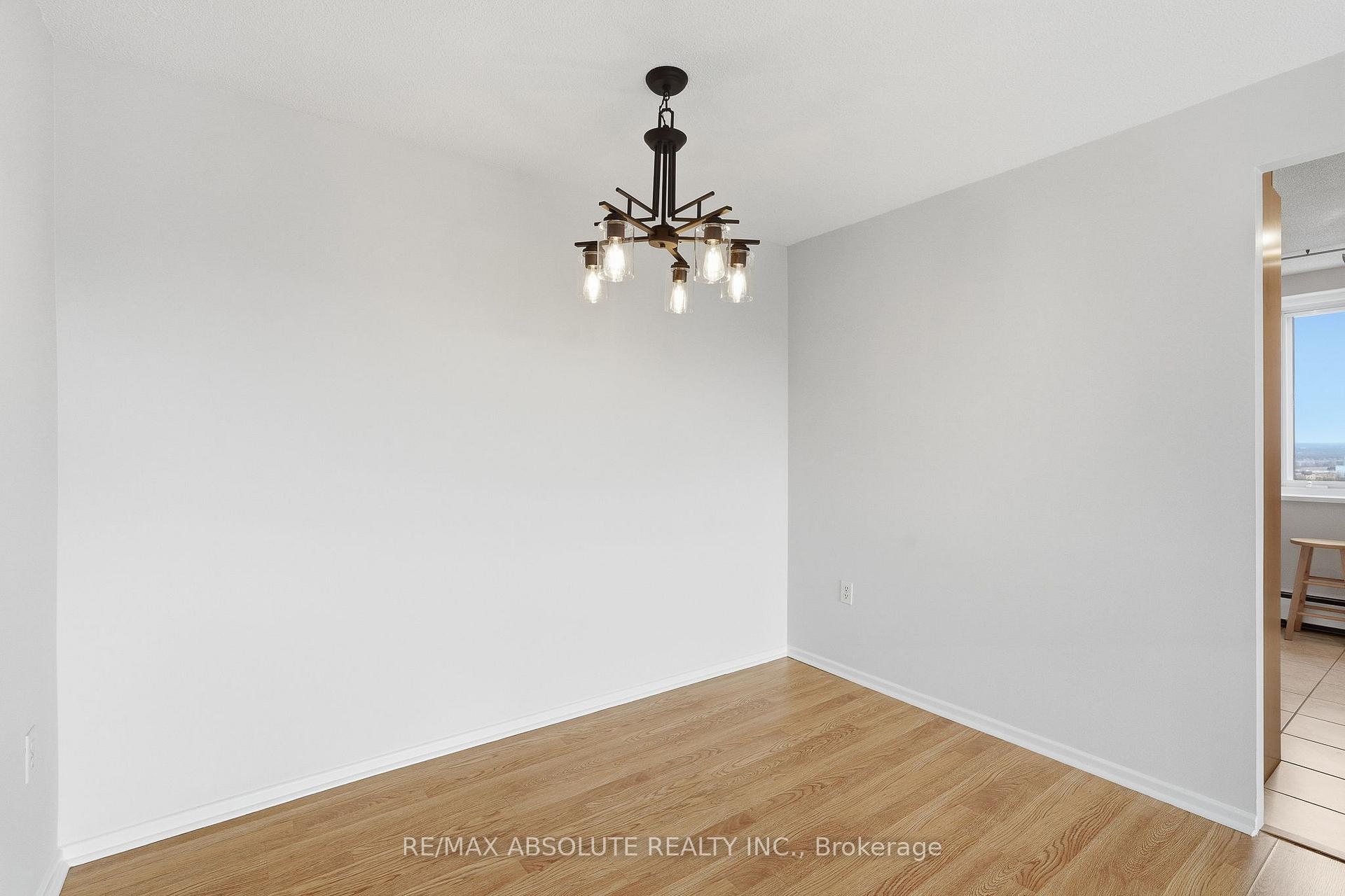 Photo 13 of Unit 1010, 915 Elmsmere Road, Ottawa, Beacon Hill South — HOMEH