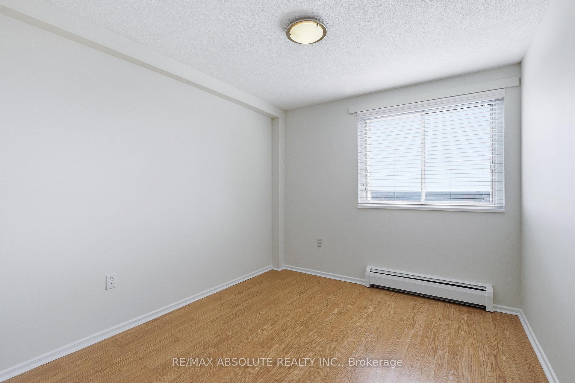 Photo 18 of Unit 1010, 915 Elmsmere Road, Ottawa, Beacon Hill South — HOMEH