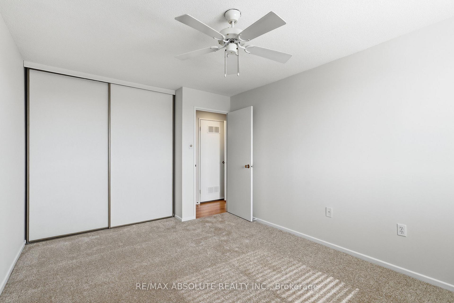 Photo 22 of Unit 1010, 915 Elmsmere Road, Ottawa, Beacon Hill South — HOMEH