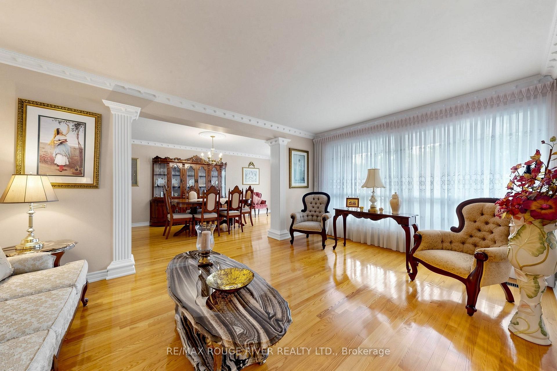 Photo 10 of 48 Chillery Avenue, Scarborough, Eglinton East — HOMEH