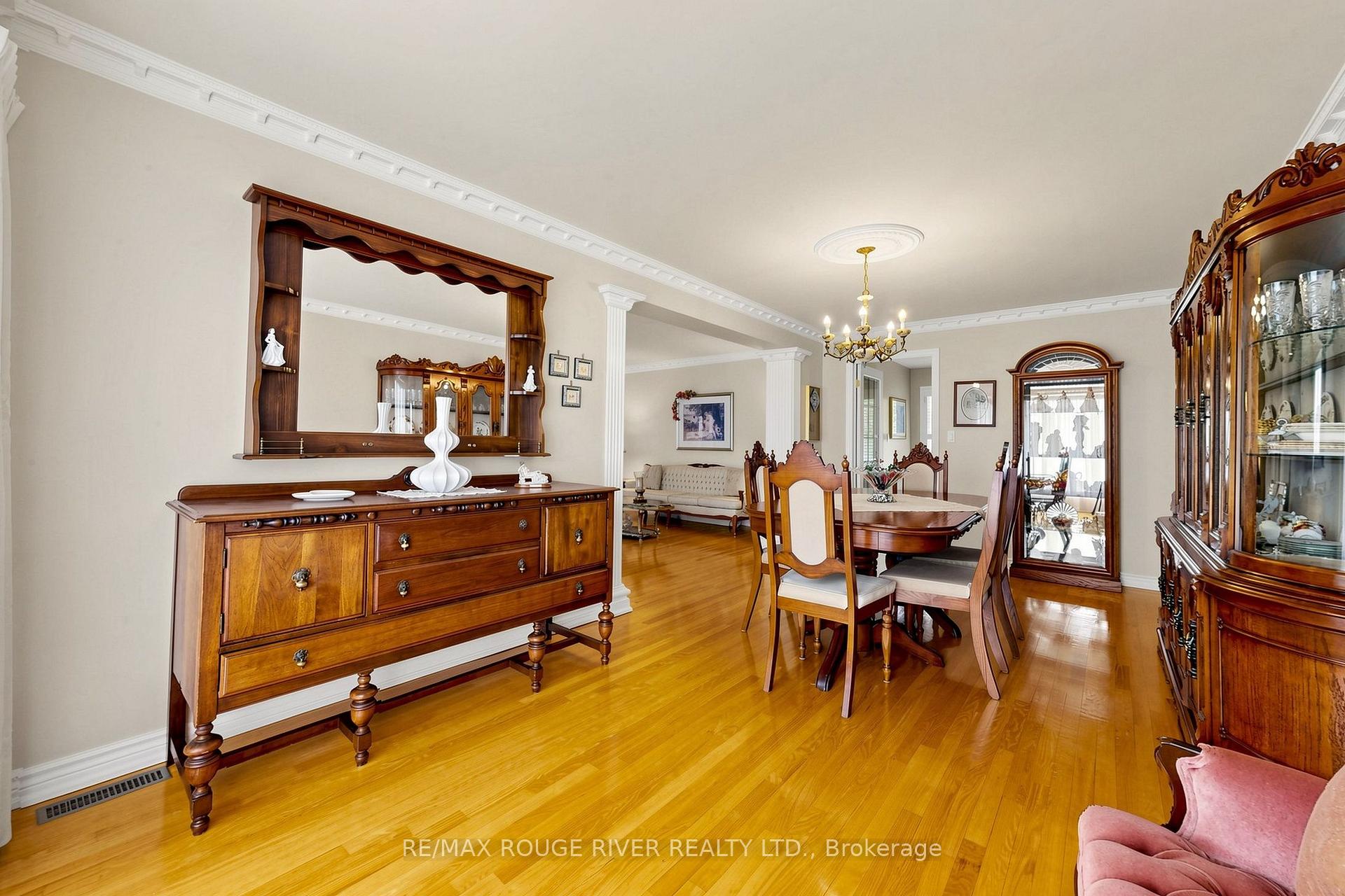 Photo 13 of 48 Chillery Avenue, Scarborough, Eglinton East — HOMEH