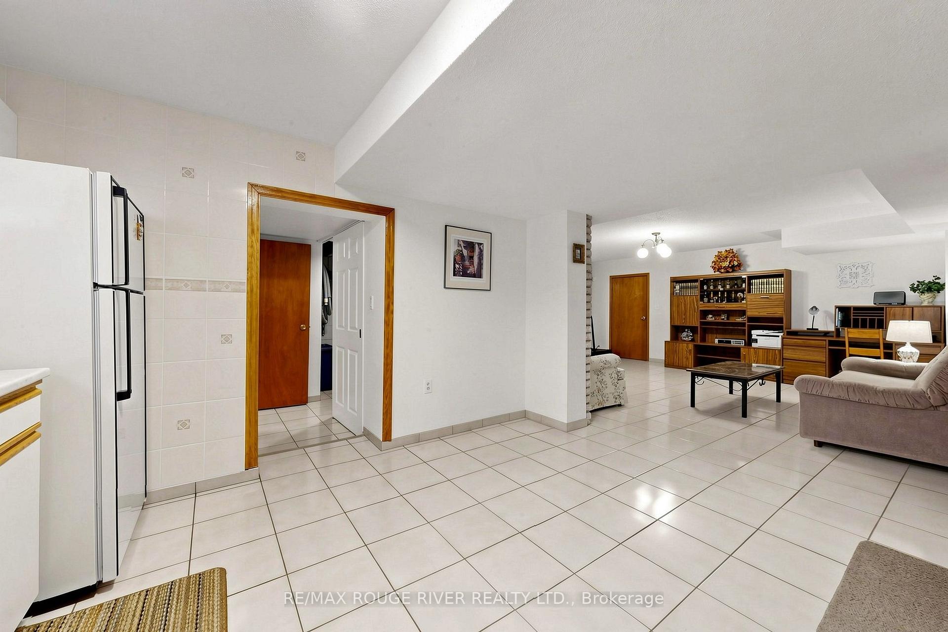Photo 42 of 48 Chillery Avenue, Scarborough, Eglinton East — HOMEH