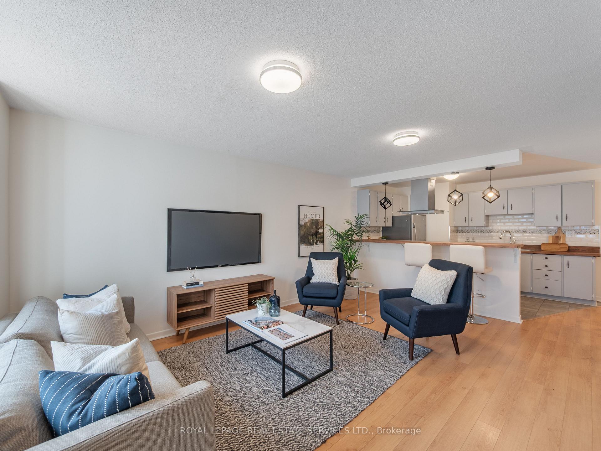 Photo 4 of 346 Indian Road Crescent, Toronto, Junction Area — HOMEH