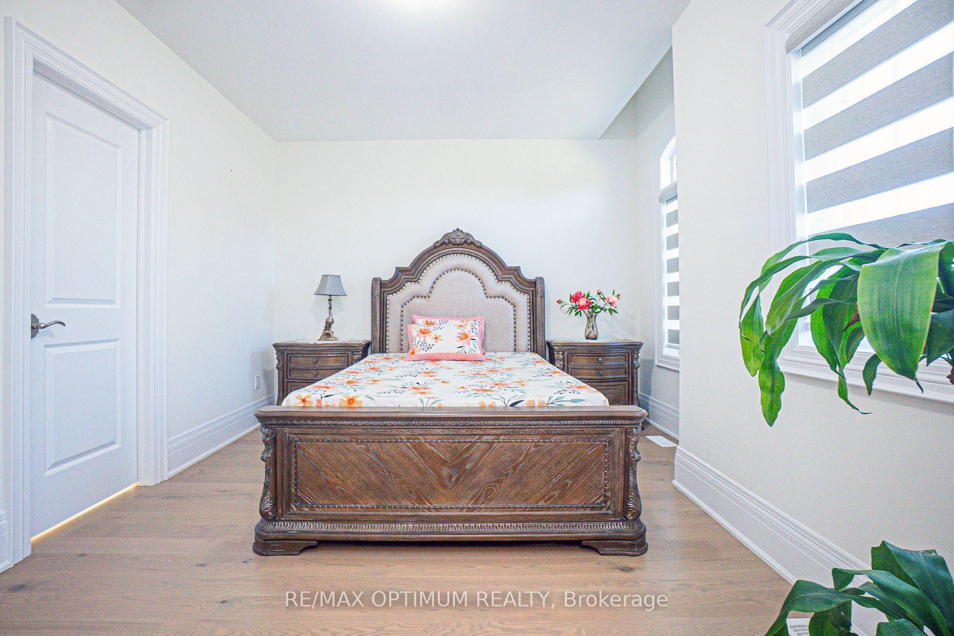 Photo 22 of 53 Kinburn Crescent, Vaughan, Vellore Village — HOMEH
