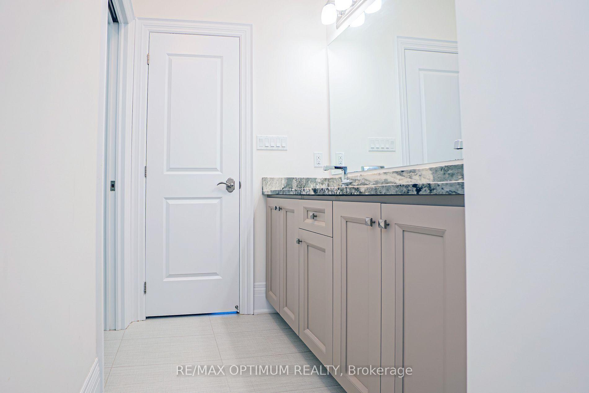 Photo 24 of 53 Kinburn Crescent, Vaughan, Vellore Village — HOMEH