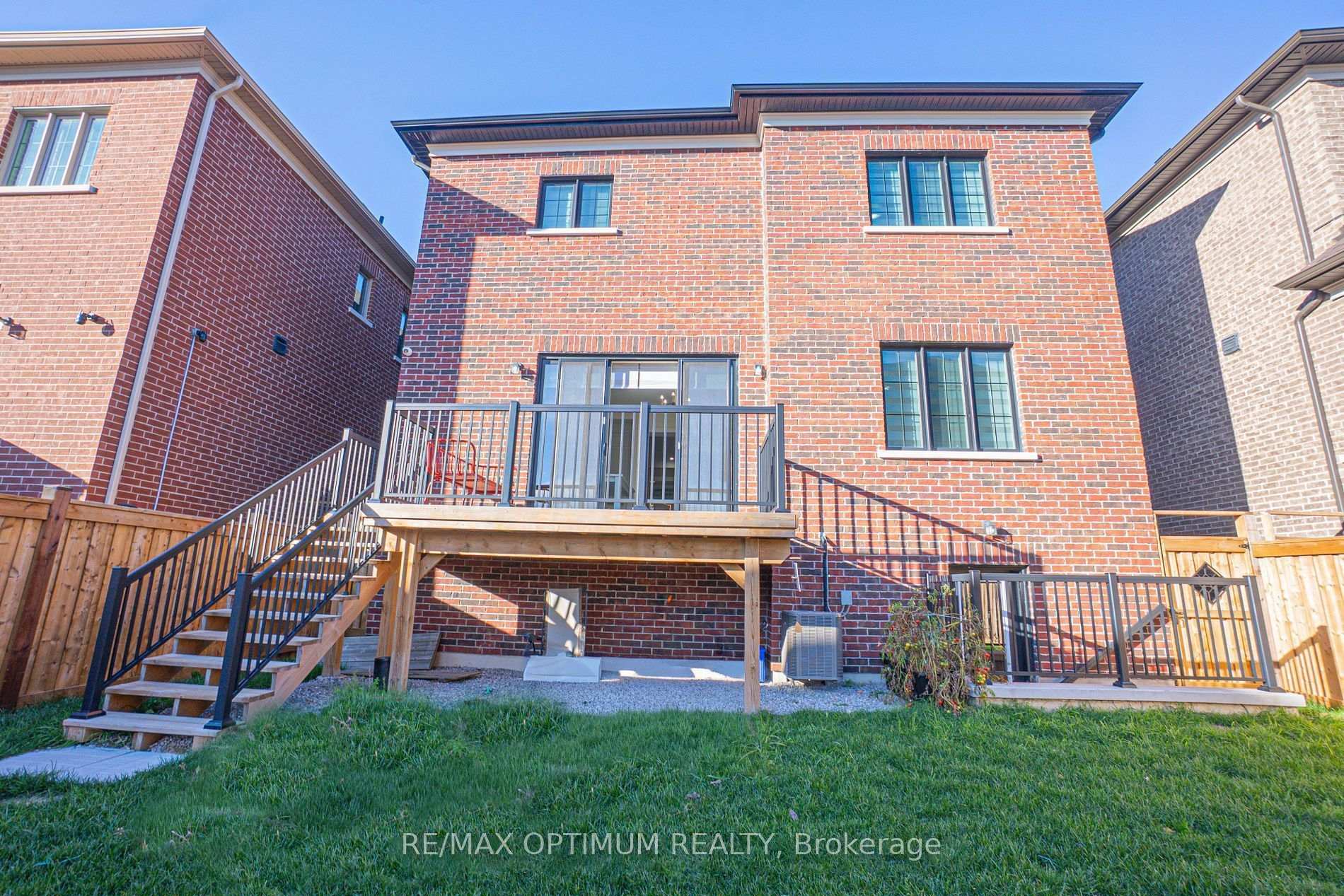 Photo 32 of 53 Kinburn Crescent, Vaughan, Vellore Village — HOMEH