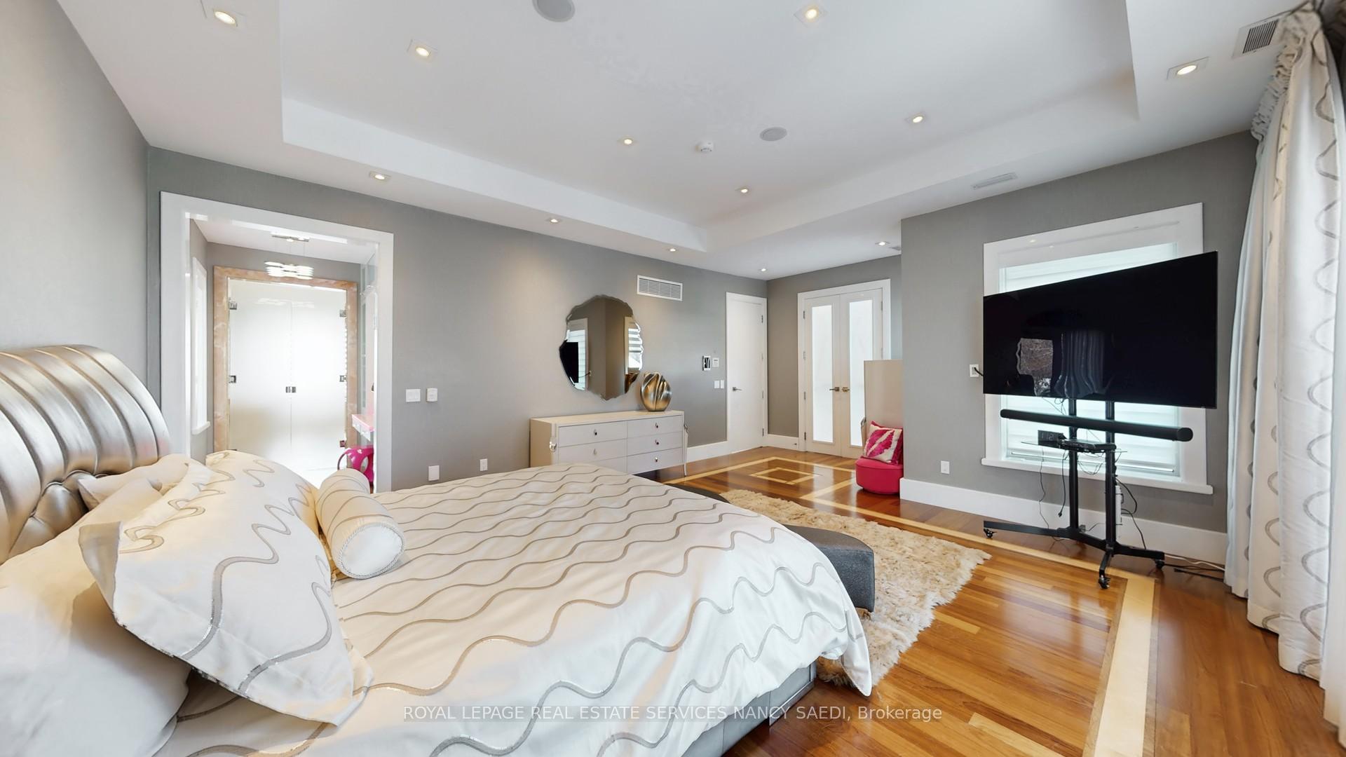 Photo 31 of 42 Wimpole Drive, North York, St. Andrew-Windfields — HOMEH