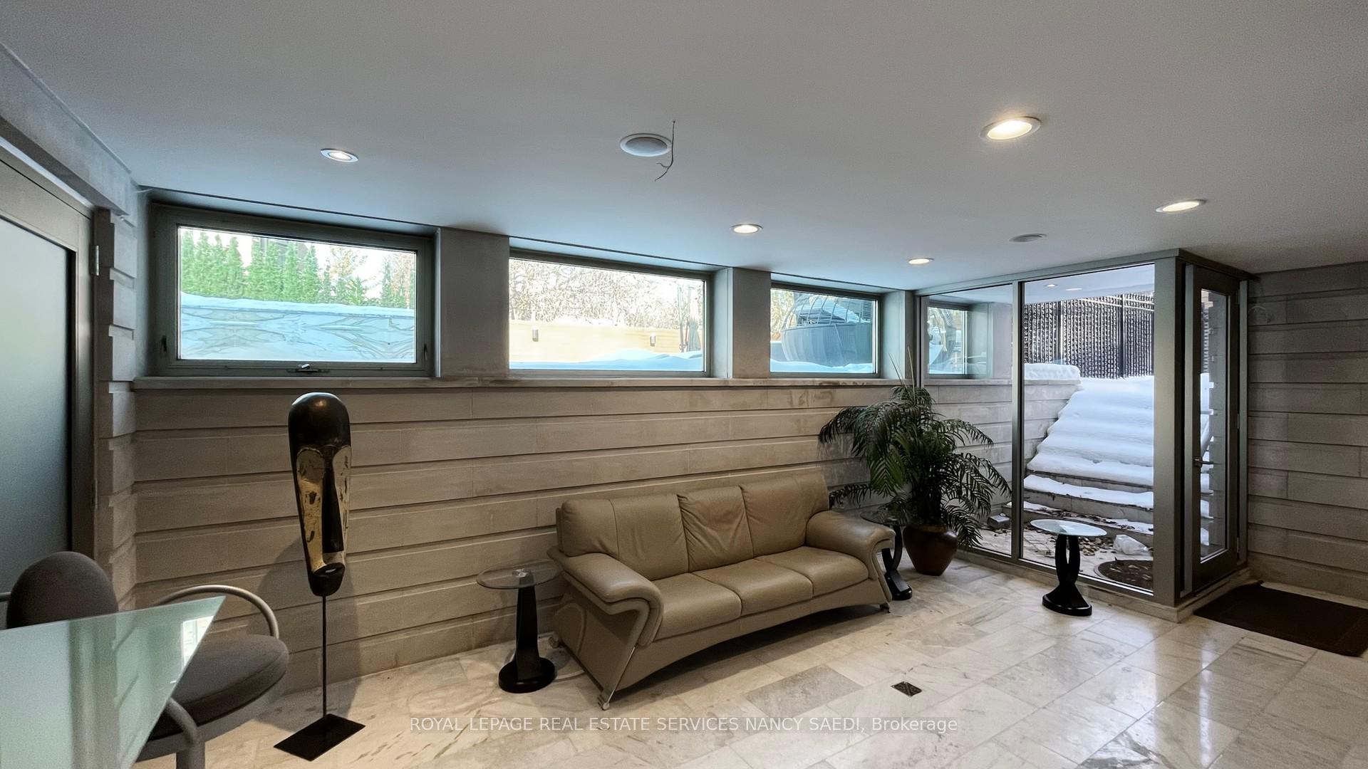 Photo 47 of 42 Wimpole Drive, North York, St. Andrew-Windfields — HOMEH